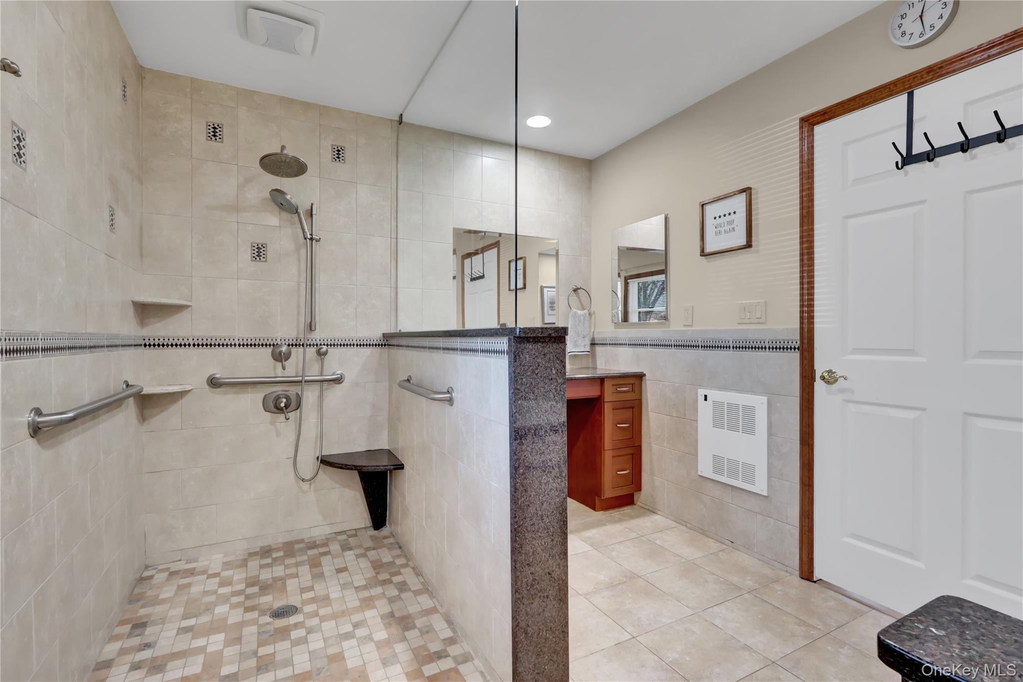 #20 photo, 20 Collins Road, Glen Cove , NY 11542