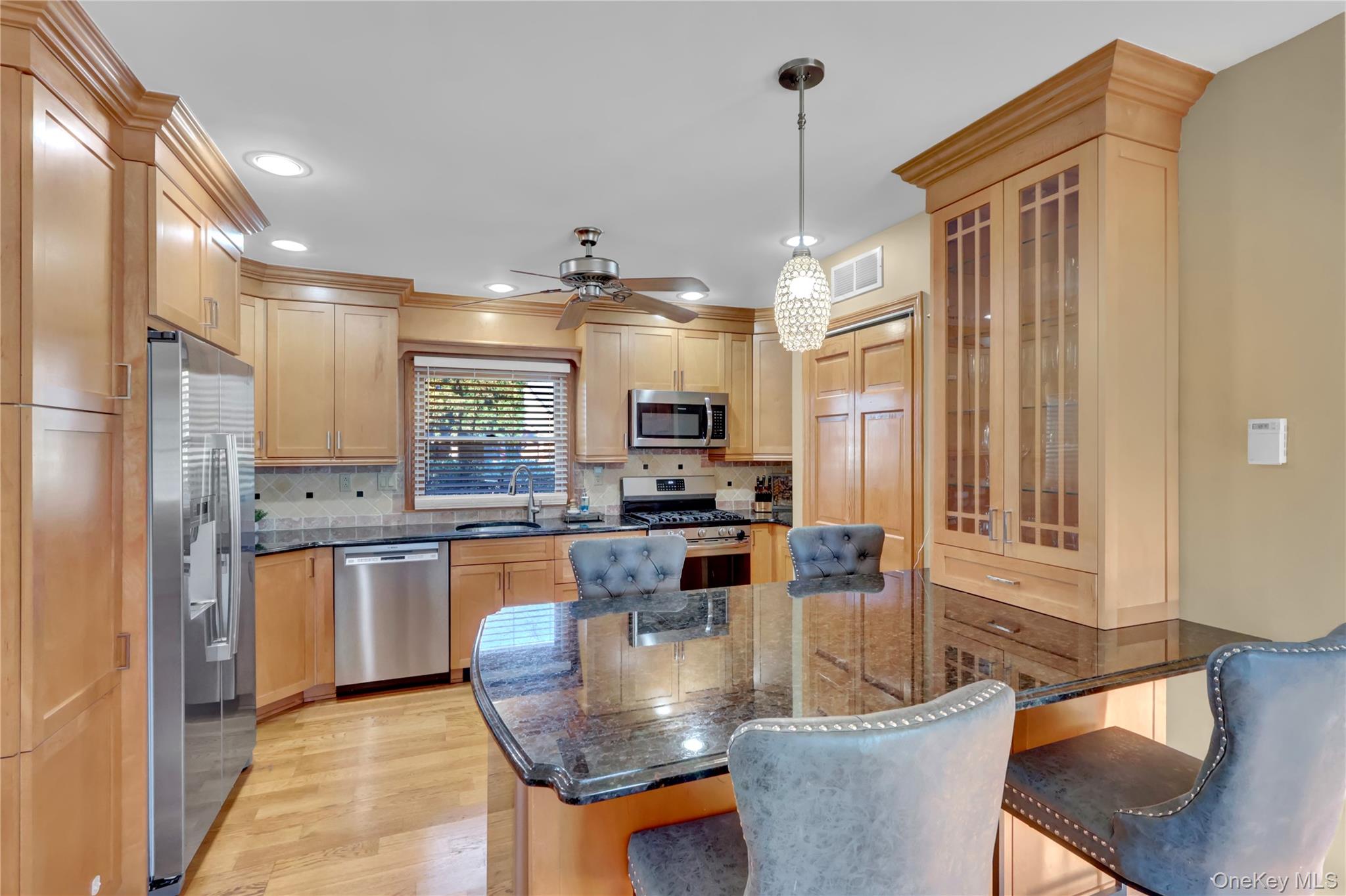 #9 photo, 20 Collins Road, Glen Cove , NY 11542