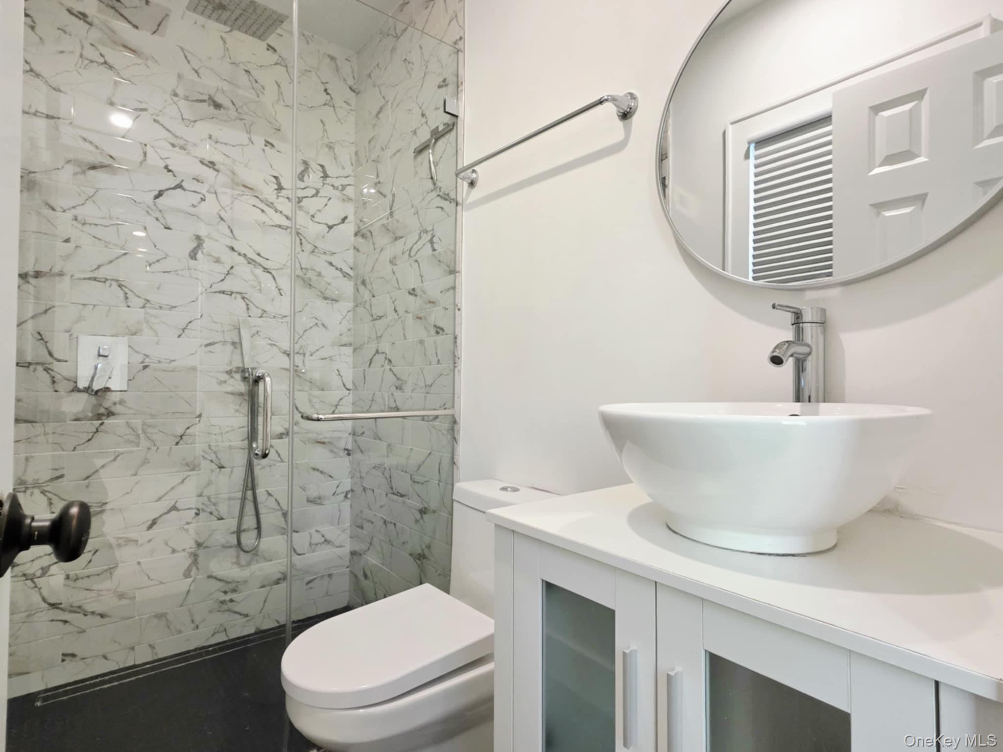 #10 photo, 185 Wakeman Road, Hampton Bays , NY 11946