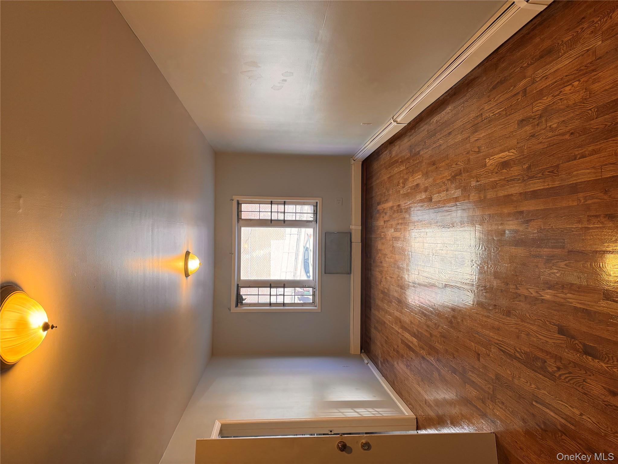 #4 photo, 776 Lincoln Avenue, Brooklyn , NY 11208