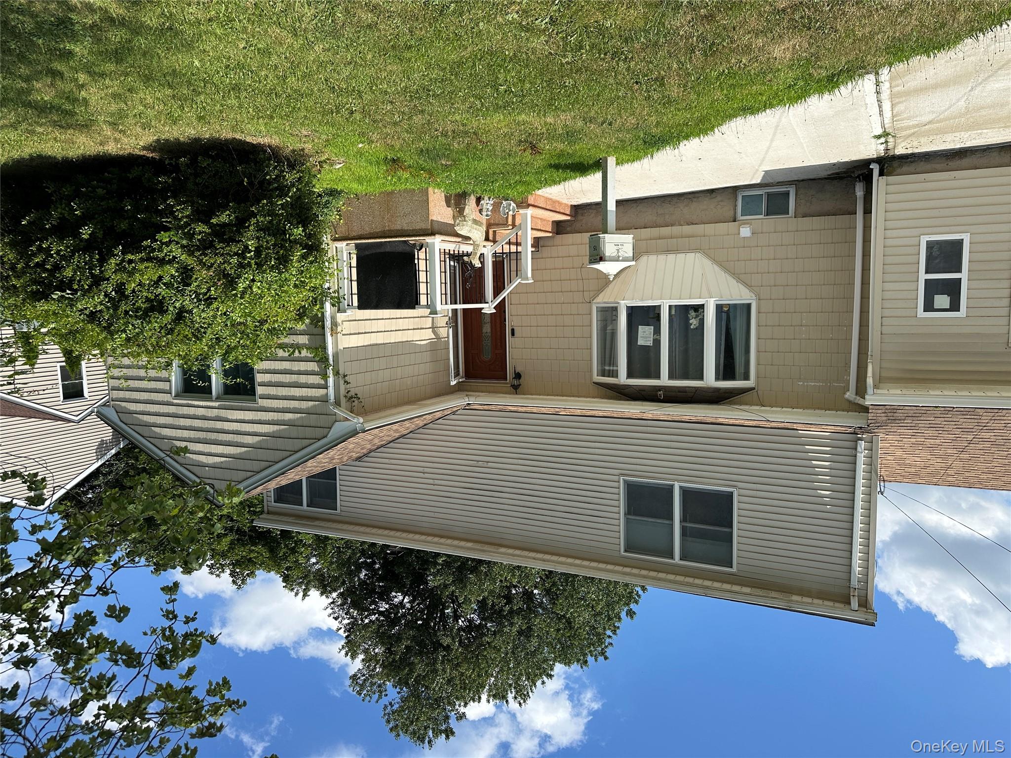 #1 photo, 15 Mida ct, West Babylon , NY 11704