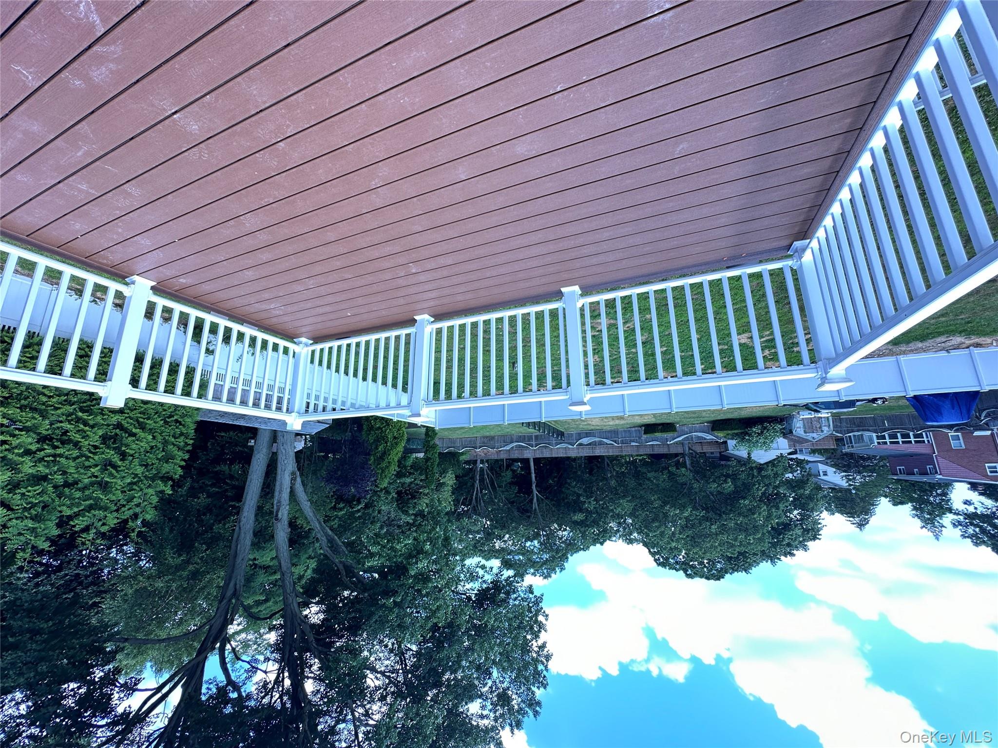 #12 photo, 15 Mida ct, West Babylon , NY 11704