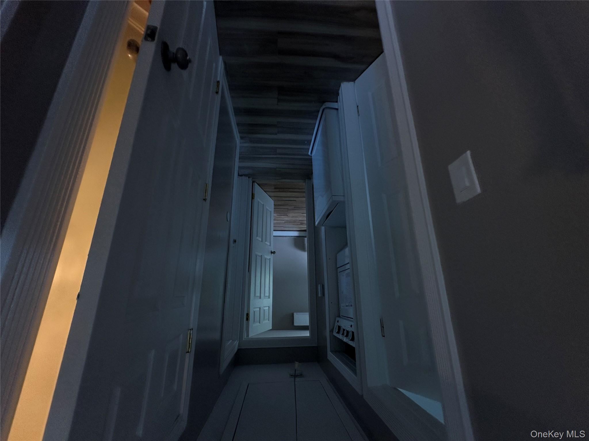 #16 photo, 15 Mida ct, West Babylon , NY 11704