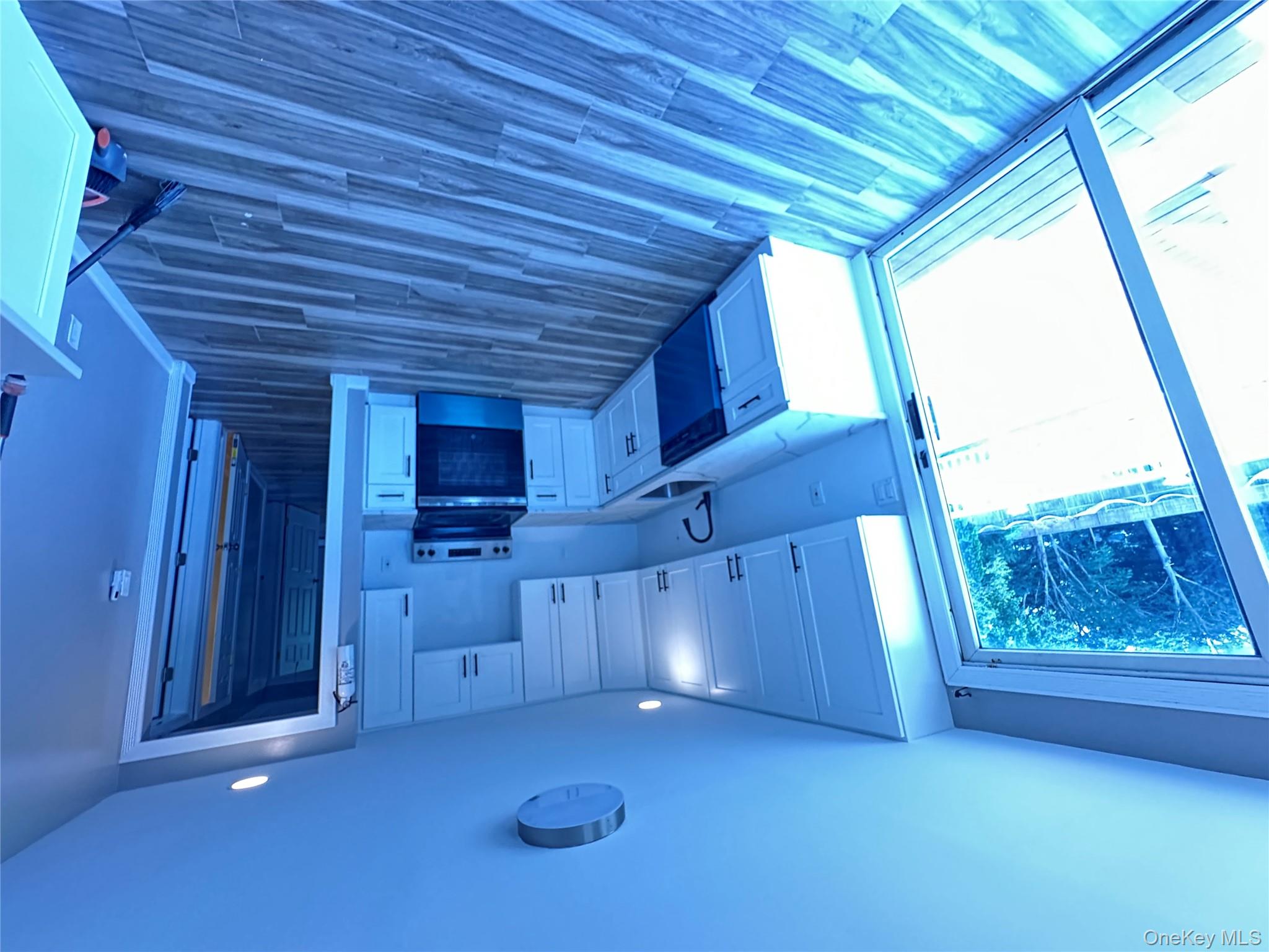 #3 photo, 15 Mida ct, West Babylon , NY 11704