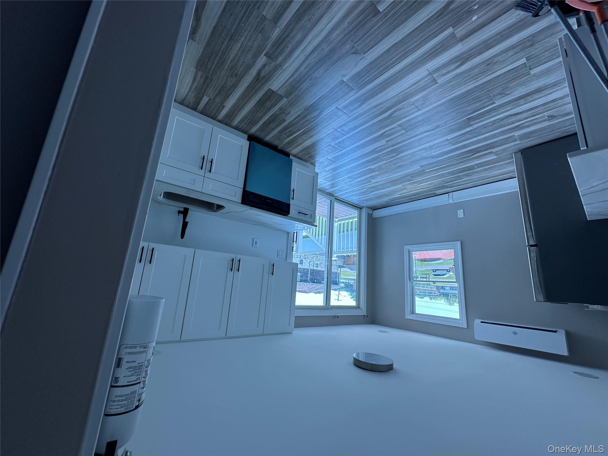 #6 photo, 15 Mida ct, West Babylon , NY 11704