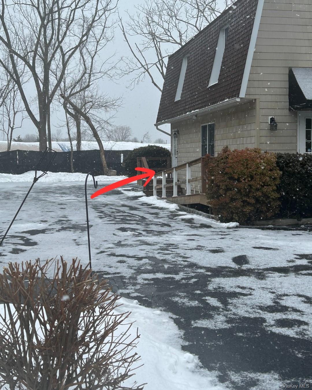 #2 photo, 56475 Route 25, सफ़ोक काउंटी Southold , NY 11971