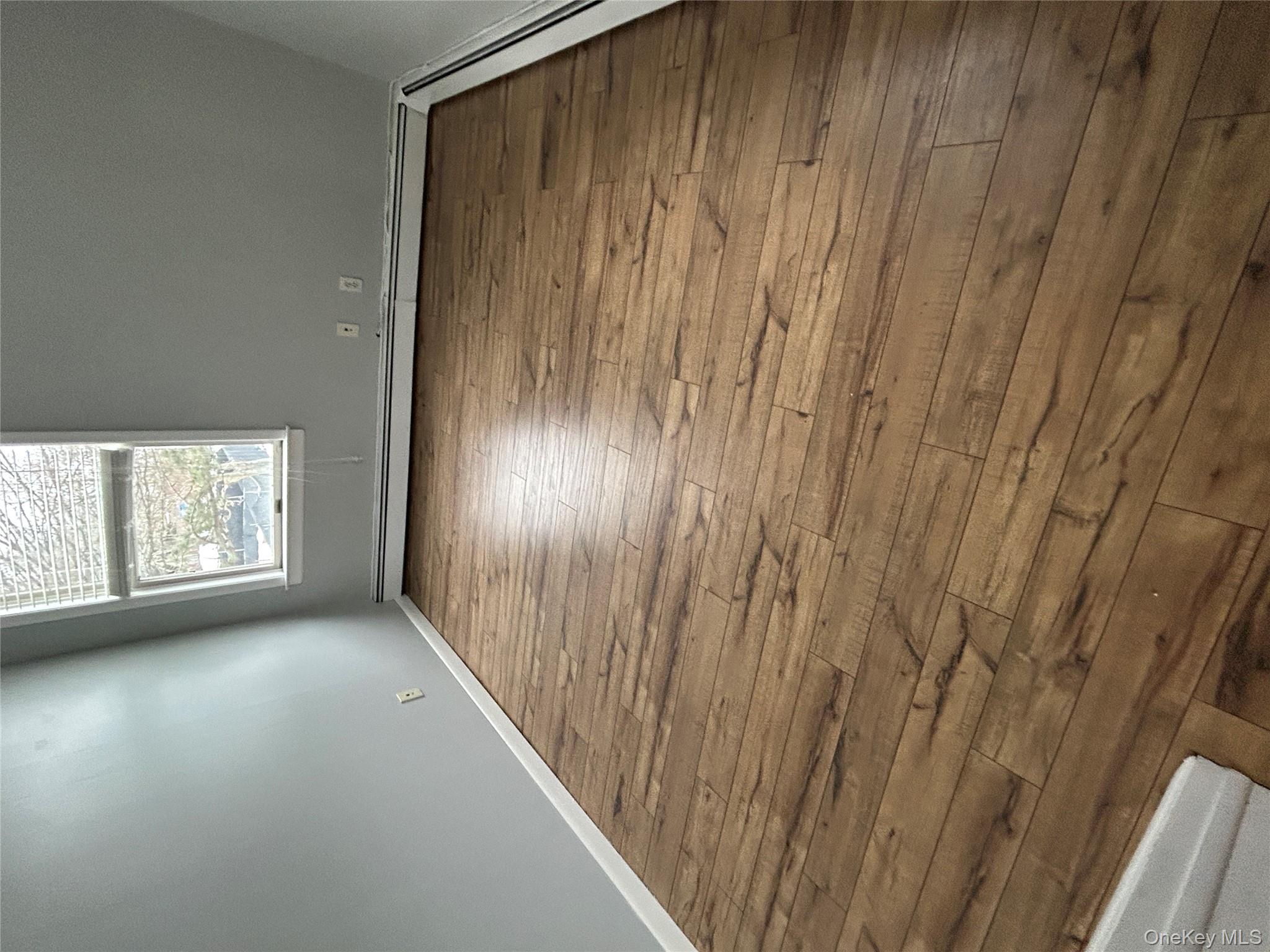 #5 photo, 56475 Route 25, सफ़ोक काउंटी Southold , NY 11971