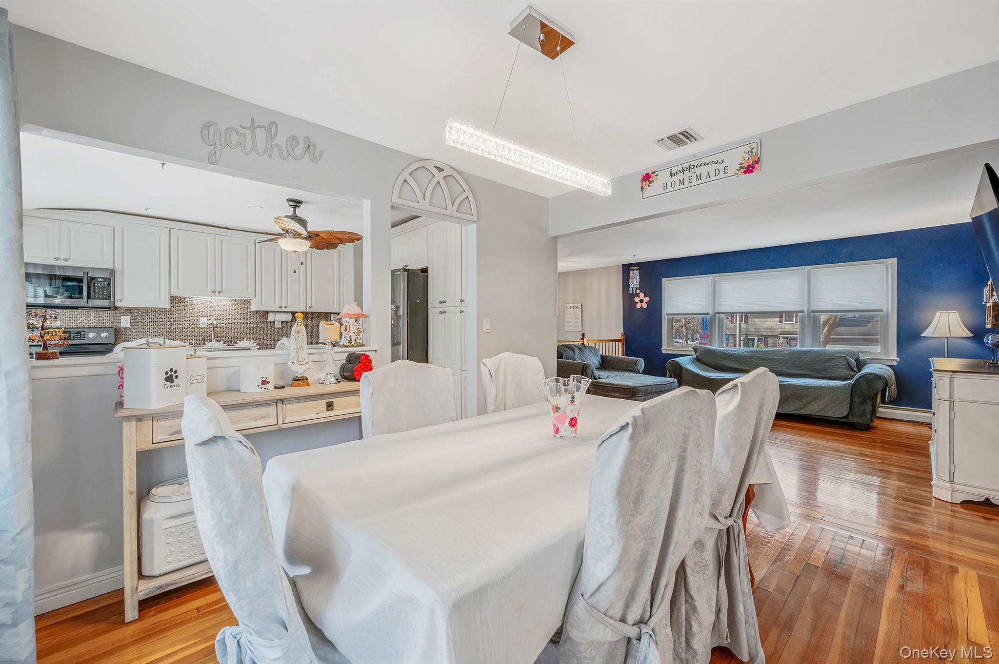 #18 photo, 111 S Plaisted Avenue, Hauppauge , NY 11788