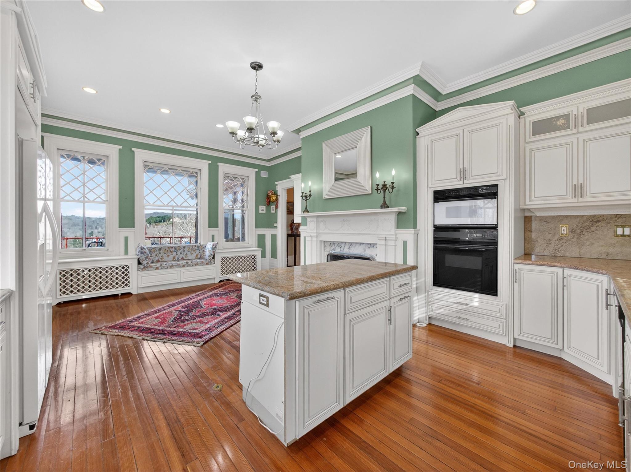 #9 photo, 44 Tower Hill Loop, Tuxedo Park , NY 10987