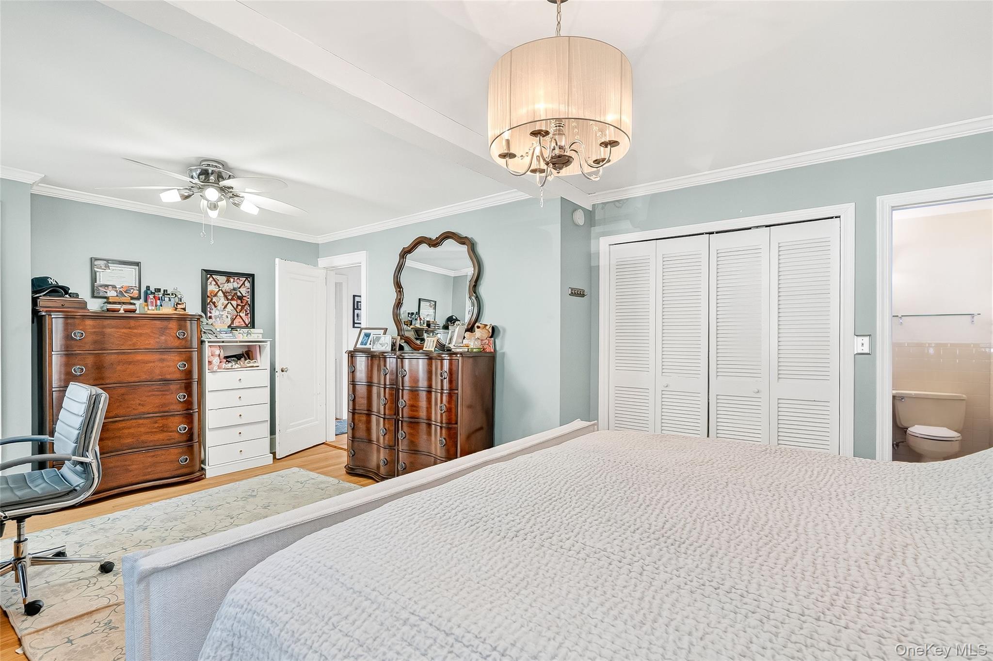 #19 photo, 33 Smith Avenue, White Plains , NY 10605