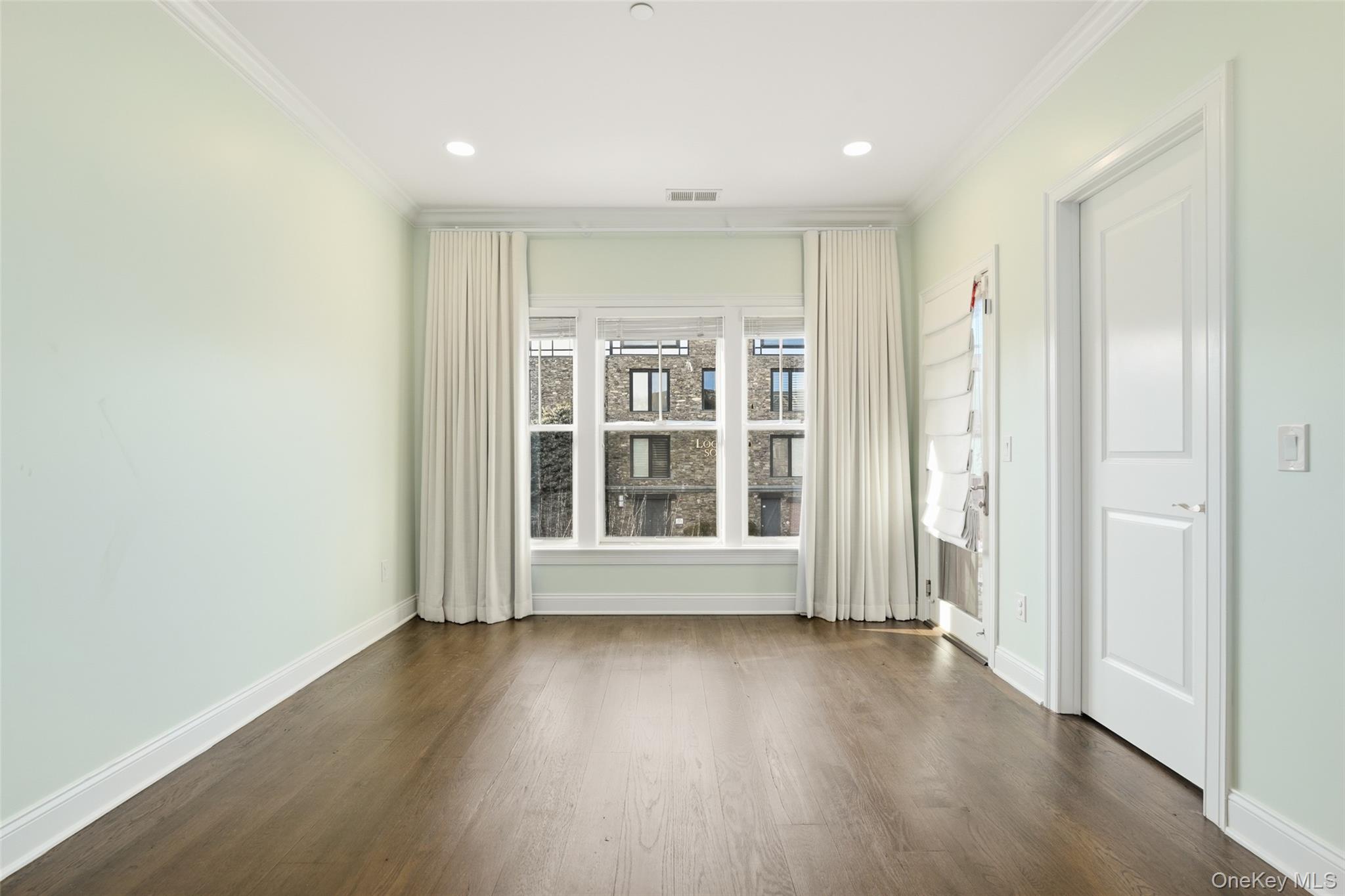 #14 photo, 21 Rivers Edge Drive, Tarrytown , NY 10591