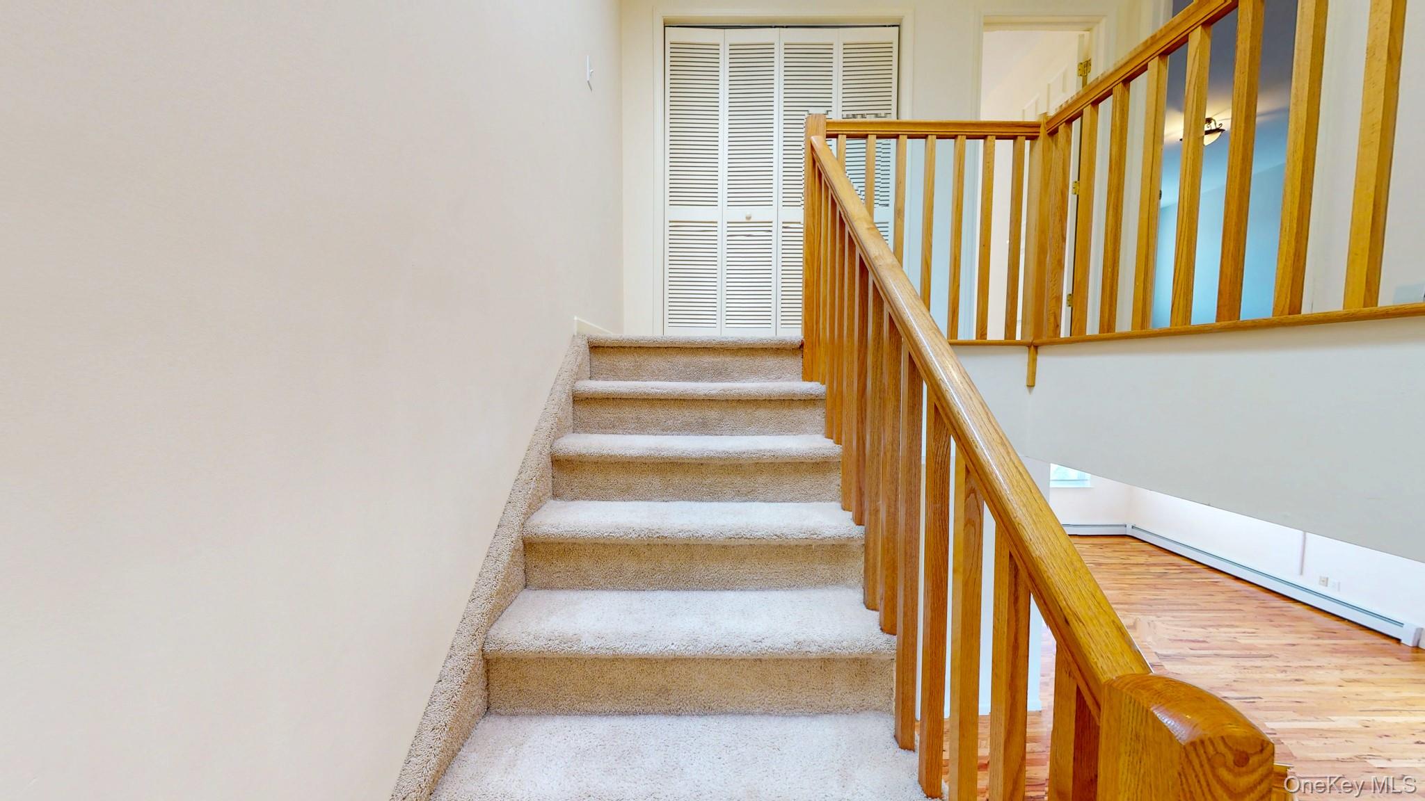 #13 photo, 241 Tamerisk Lane, 뉴욕주 New Windsor , NY 12553