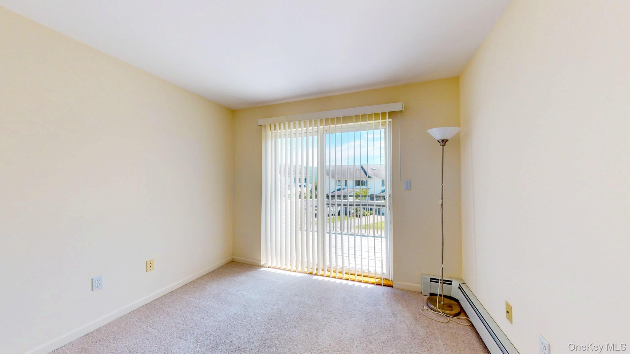 #17 photo, 241 Tamerisk Lane, 뉴욕주 New Windsor , NY 12553