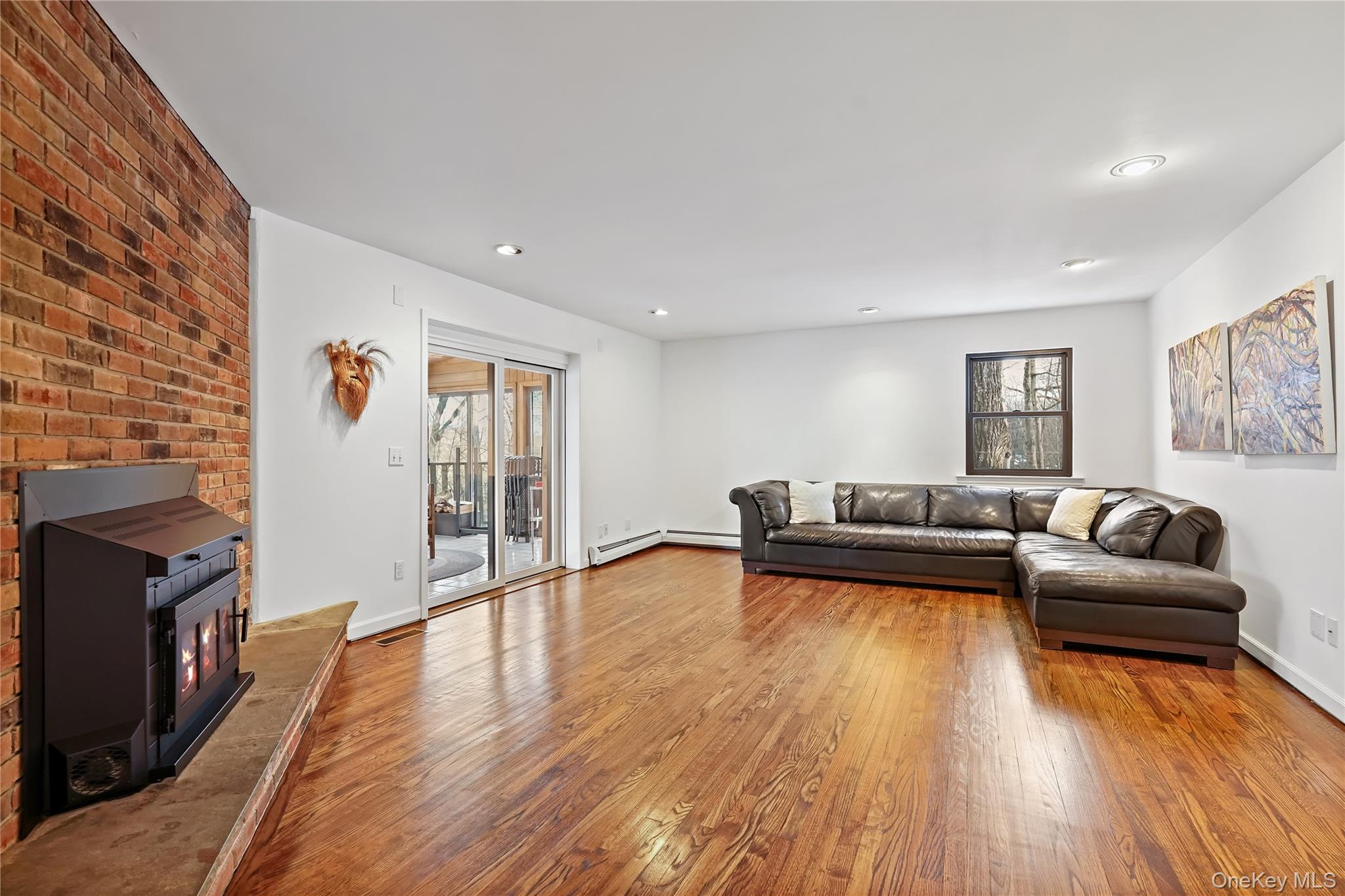 #11 photo, 37 Fox Den Road, Mount Kisco , NY 10549