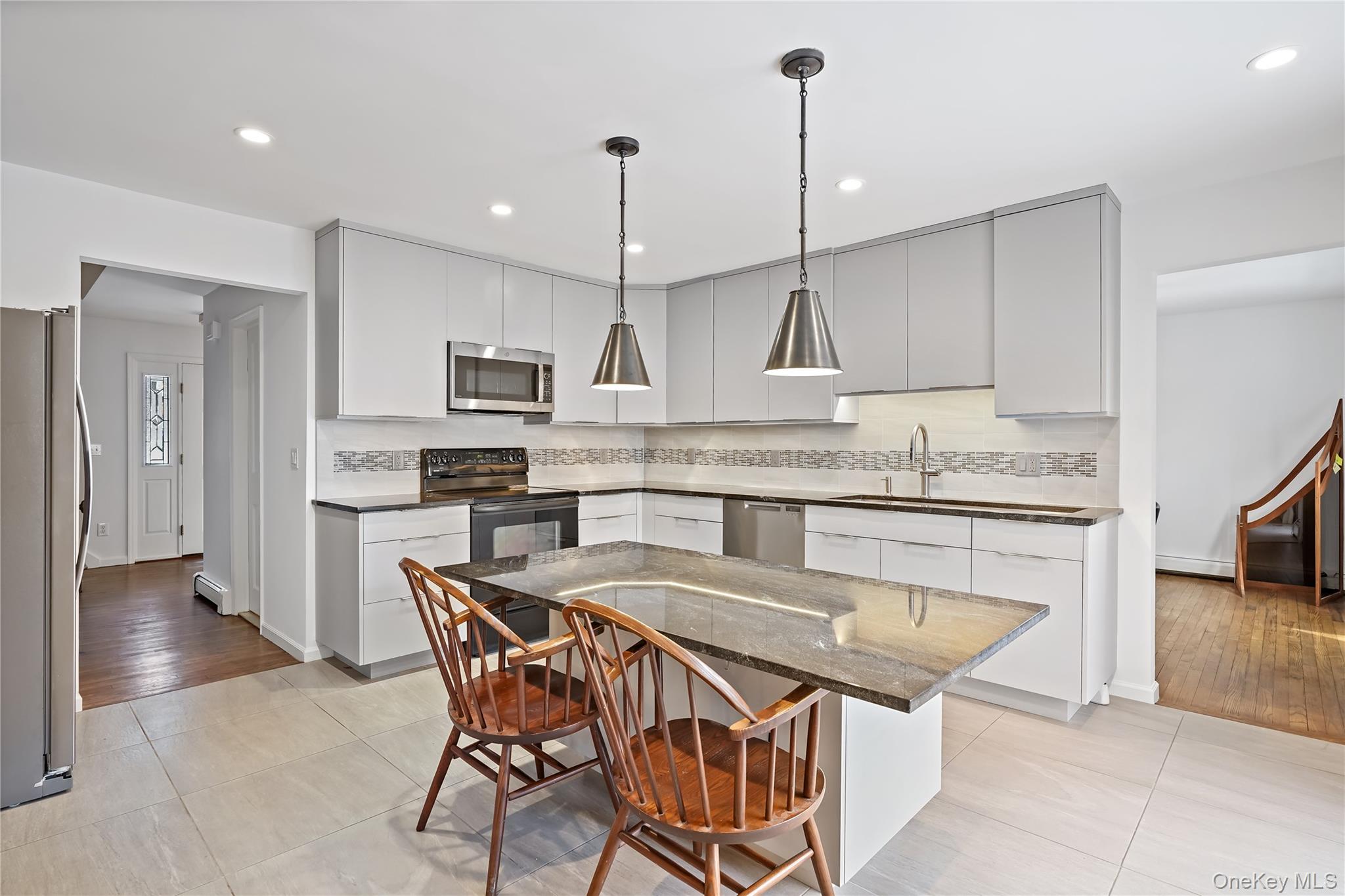 #4 photo, 37 Fox Den Road, Mount Kisco , NY 10549