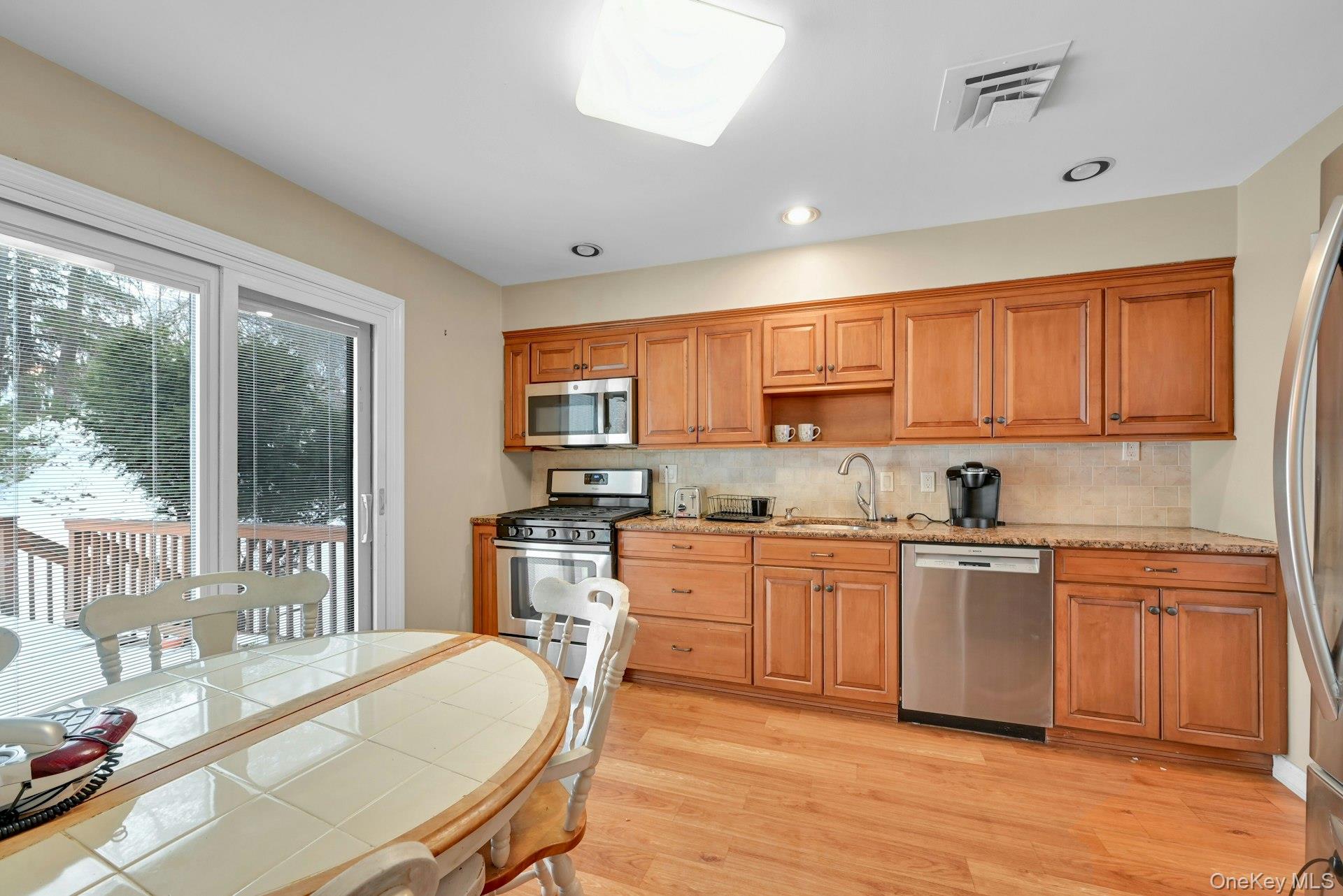 #10 photo, 12 Mark Lane, 纽约州 New City , NY 10956