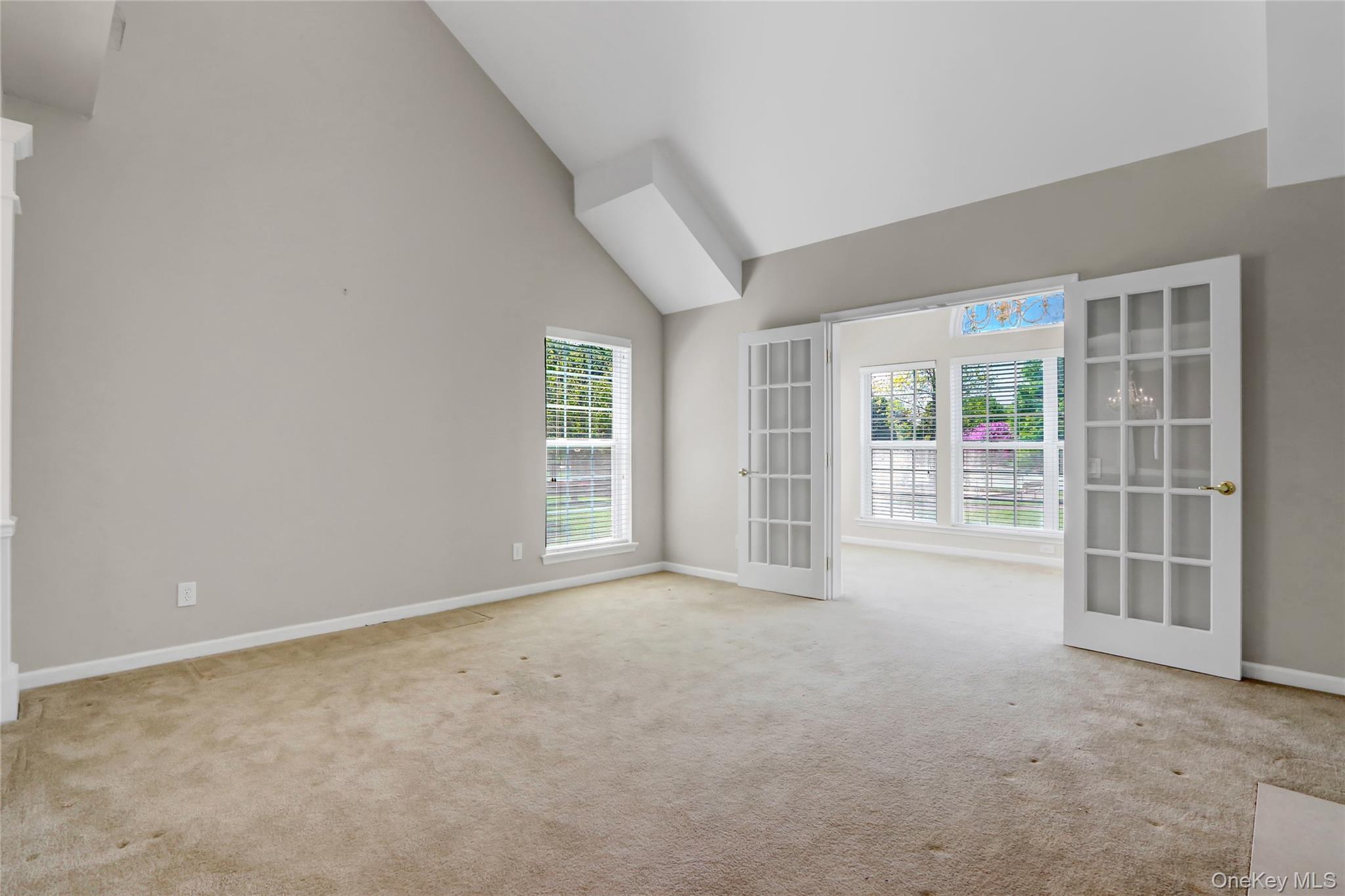 #10 photo, 4 Oakhurst Court, सफ़ोक काउंटी Mount Sinai , NY 11766