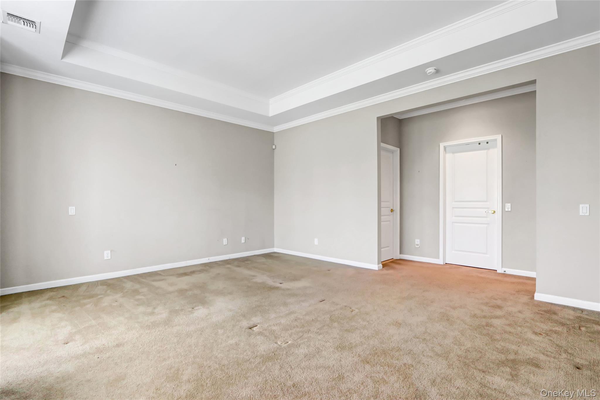 #19 photo, 4 Oakhurst Court, सफ़ोक काउंटी Mount Sinai , NY 11766