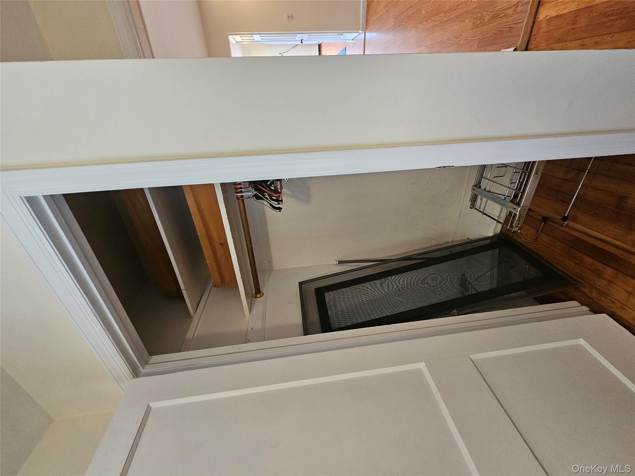 #11 photo, 22A Town path, नासाउ काउंटी Glen Cove , NY 11542