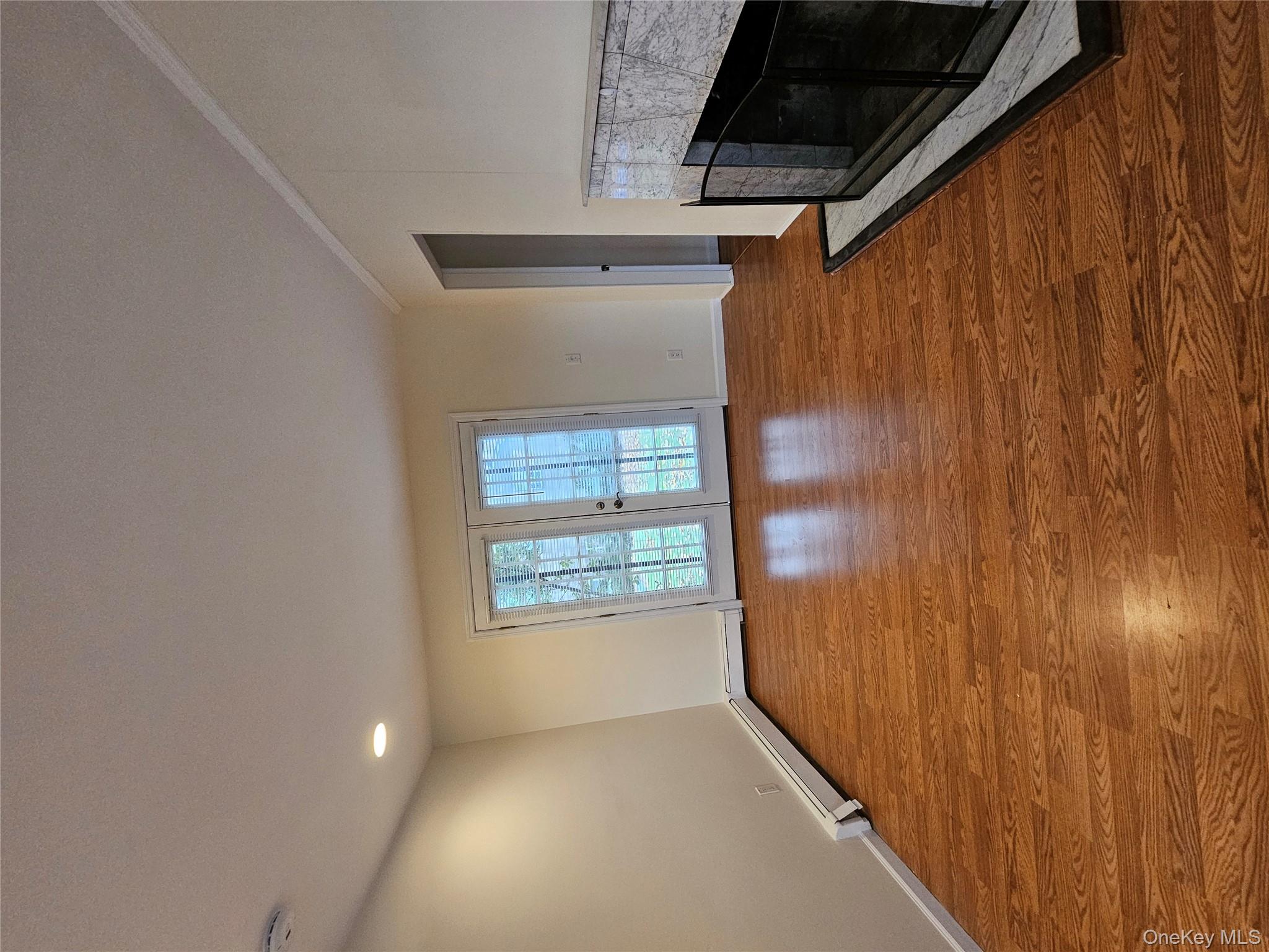 #6 photo, 22A Town path, नासाउ काउंटी Glen Cove , NY 11542