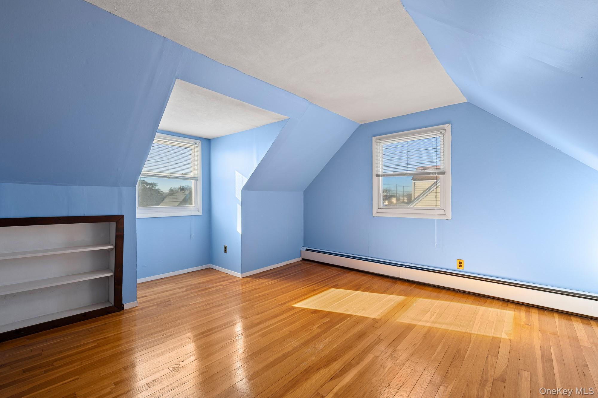 #16 photo, 3 Poplar Avenue, Farmingdale , NY 11735