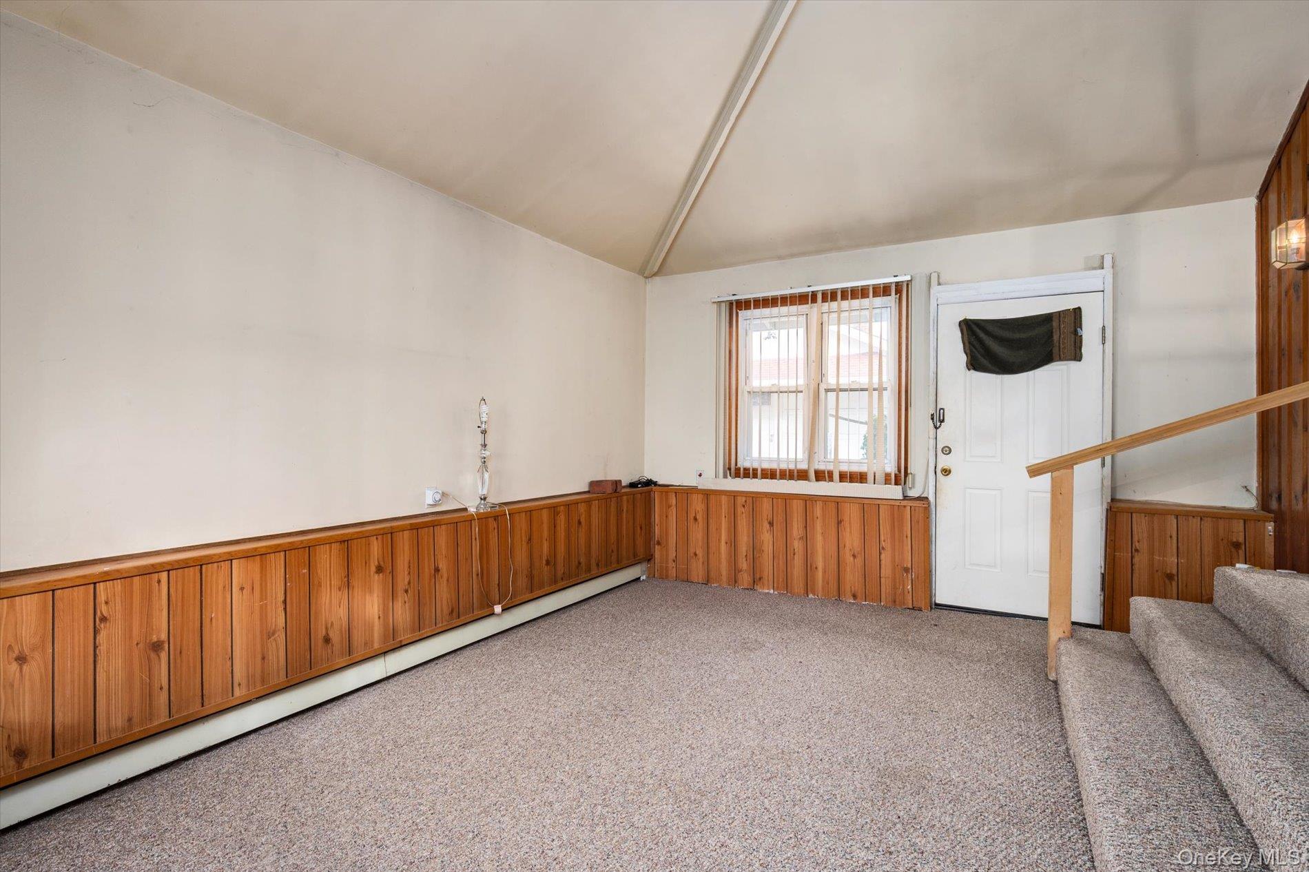 #15 photo, 140 Park Avenue, 롱 아일랜드 Roosevelt , NY 11575