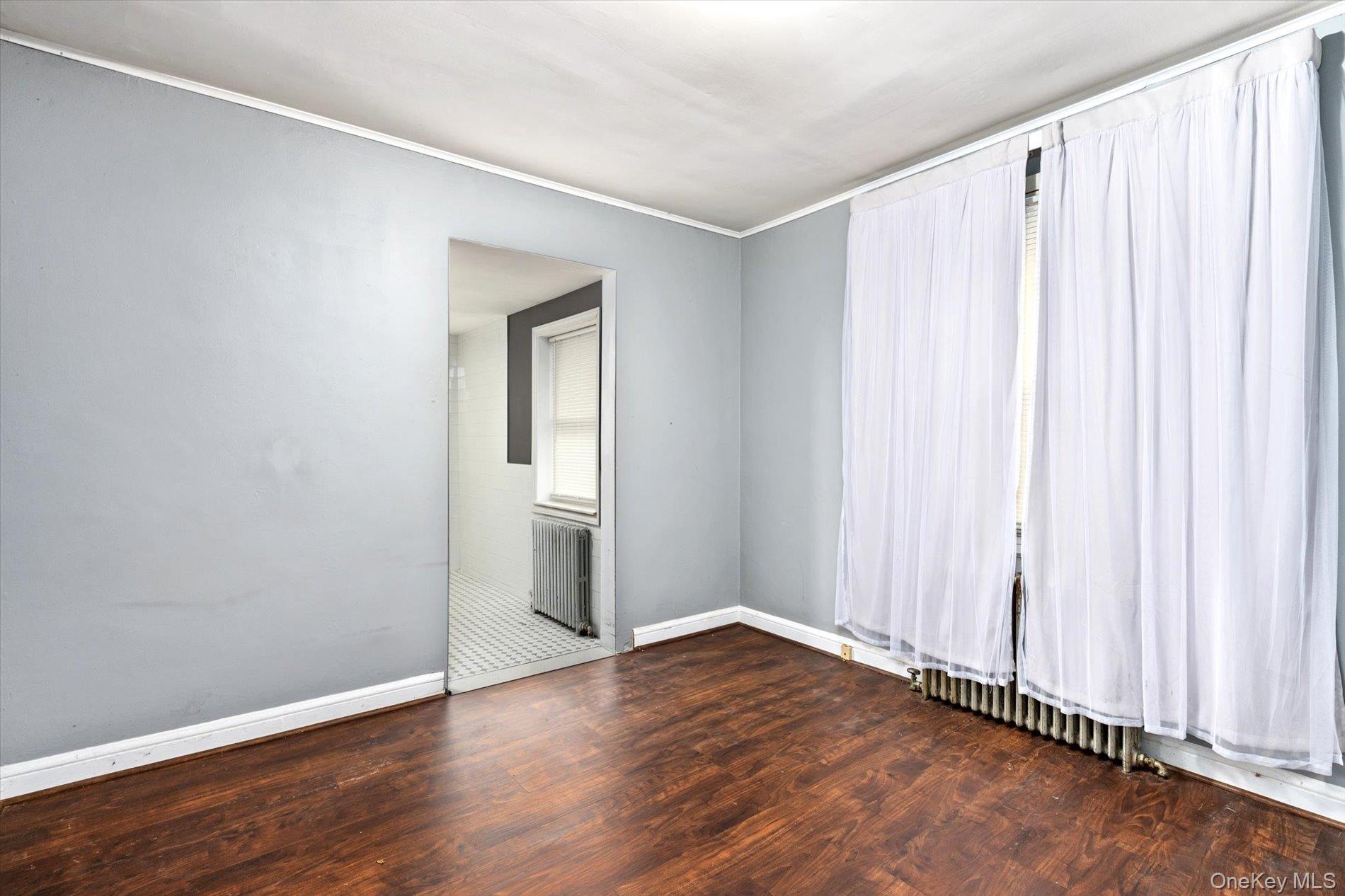 #8 photo, 140 Park Avenue, 롱 아일랜드 Roosevelt , NY 11575