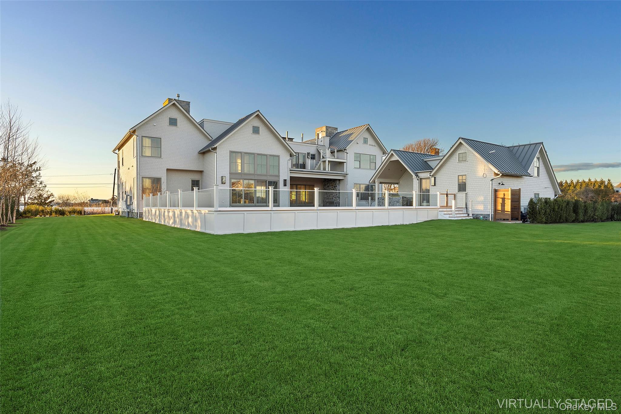 #2 photo, 32 Quogo Neck Lane, Quogue , NY 11959