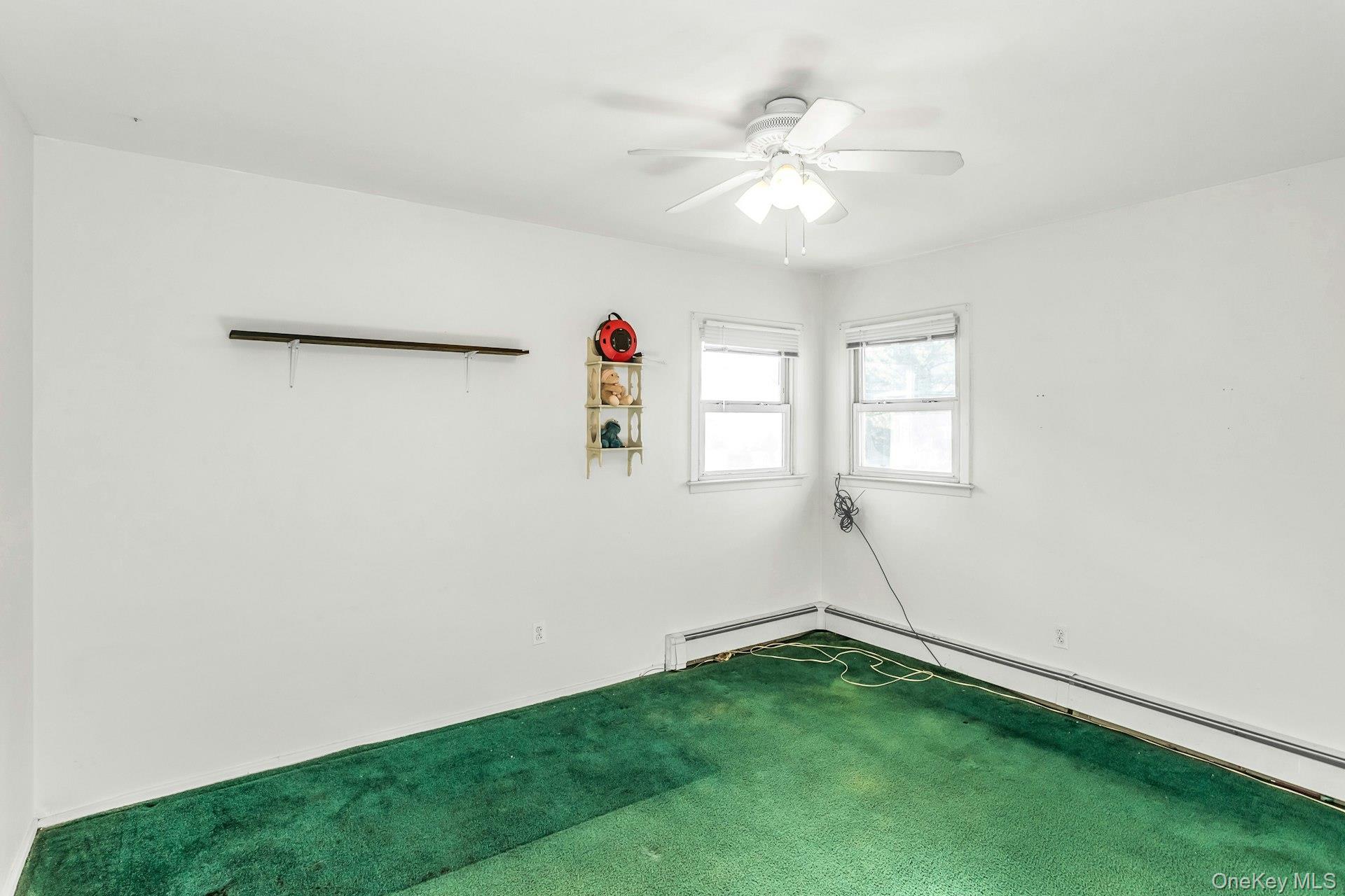 #15 photo, 133 Baker Court, 长岛 岛公园 Island Park , NY 11558