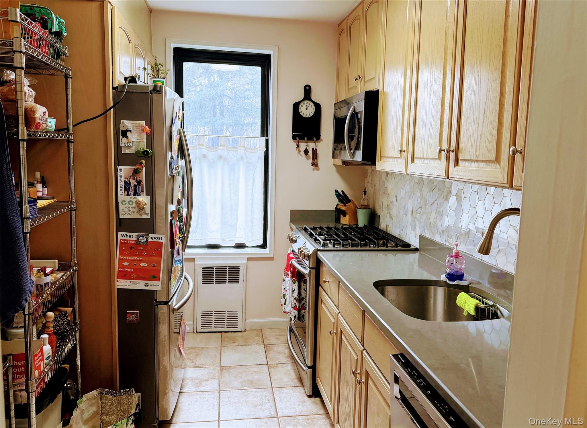 #3 photo, 224-24 Union Turnpike, Bayside , NY 11364