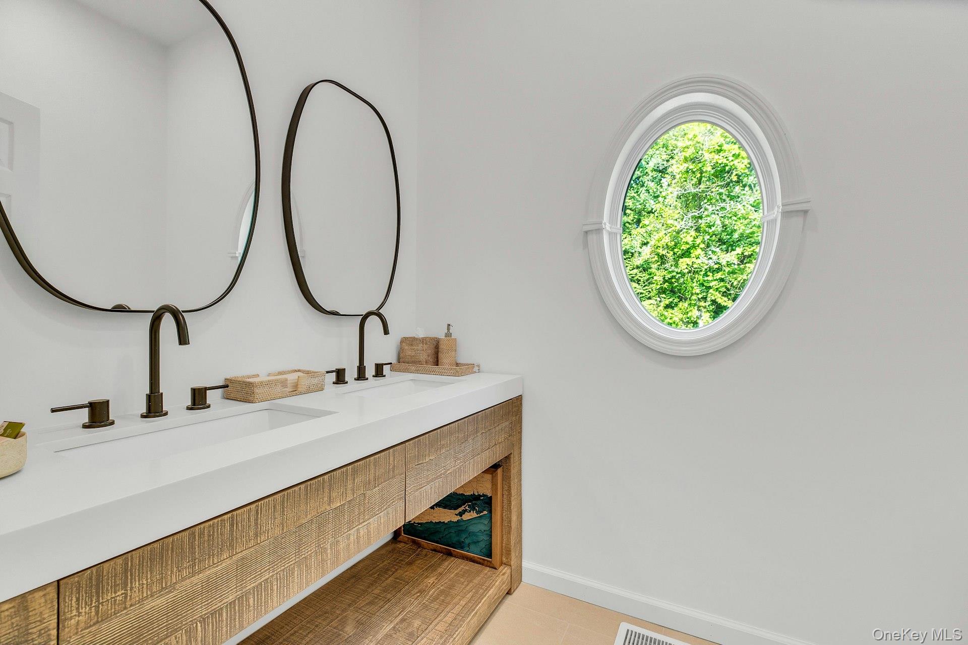 #15 photo, 56 S Country Road, Westhampton , NY 11977