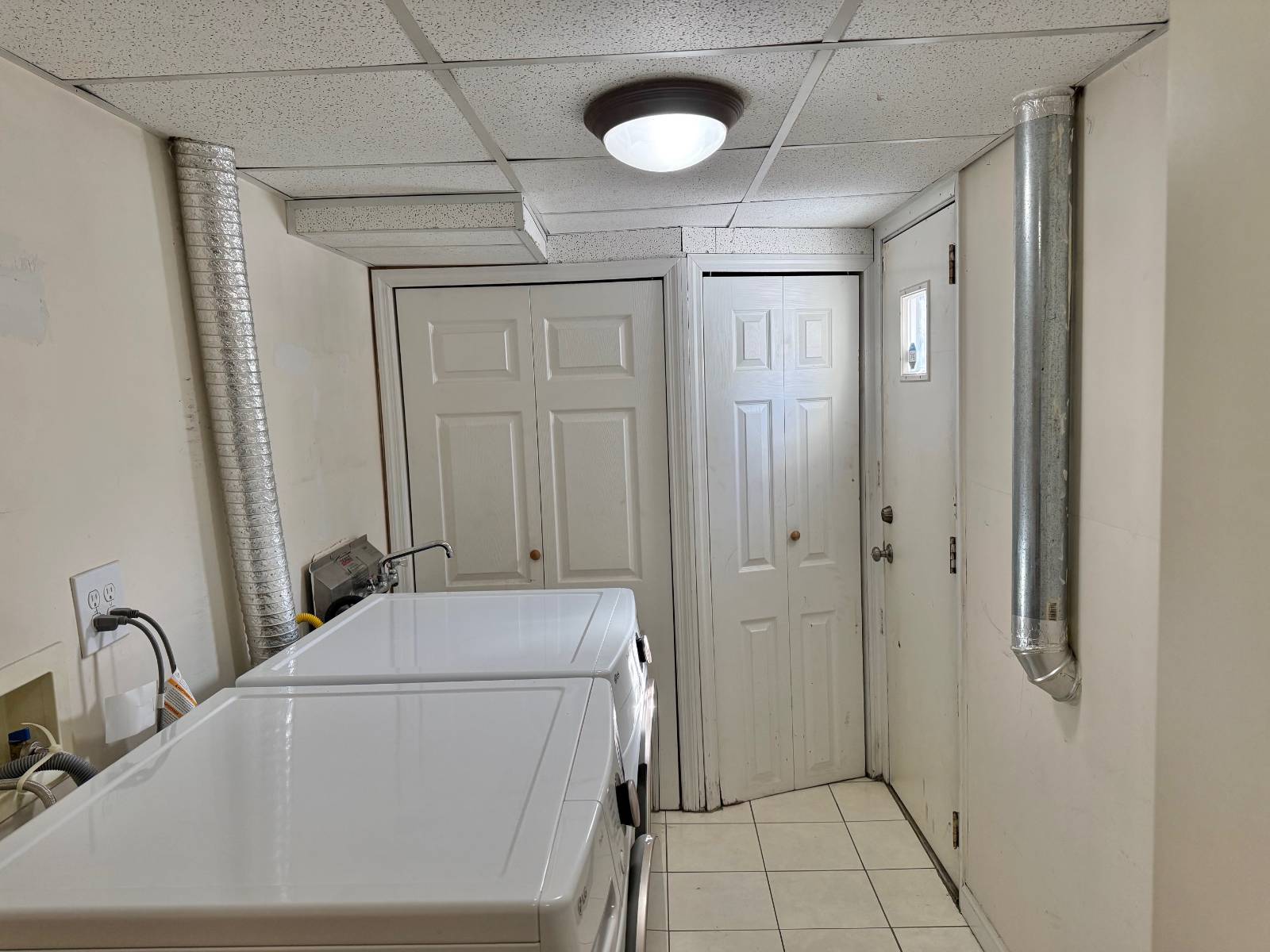 #23 photo, 56-36 206th STREET, BAYSIDE , NY 11364