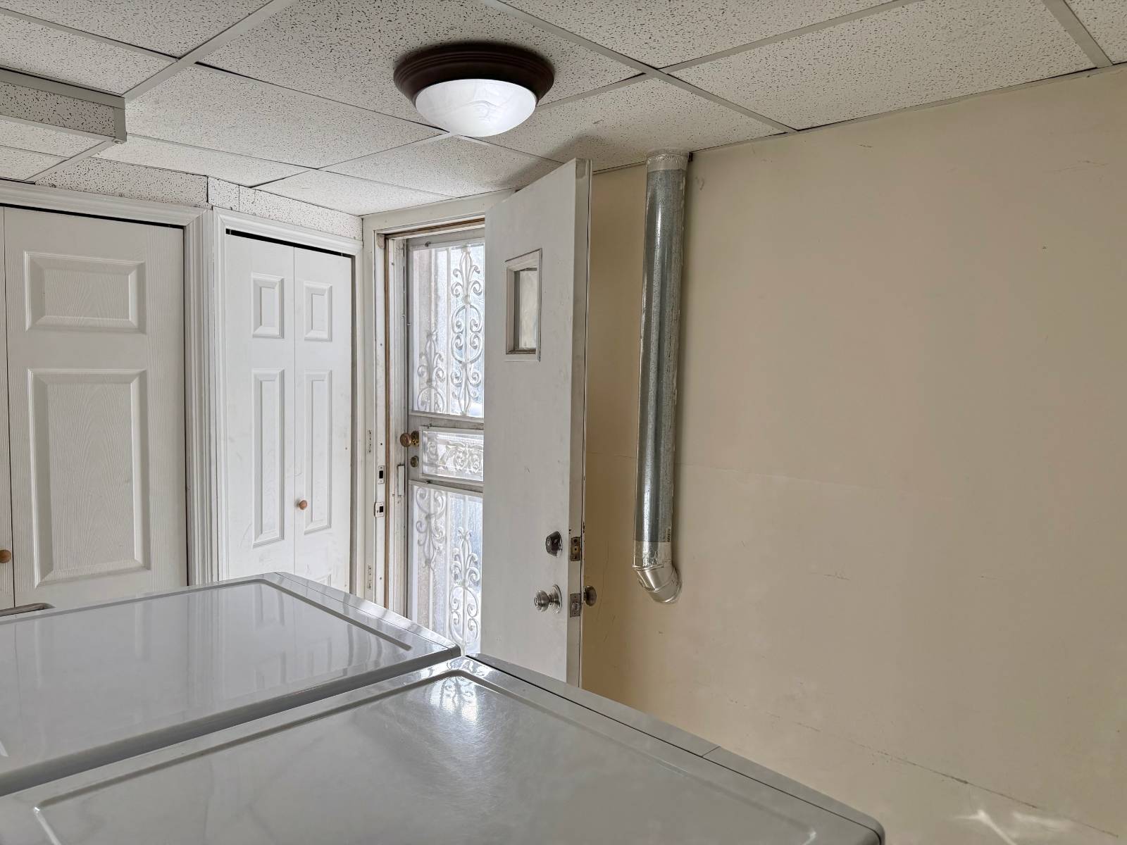 #25 photo, 56-36 206th STREET, BAYSIDE , NY 11364