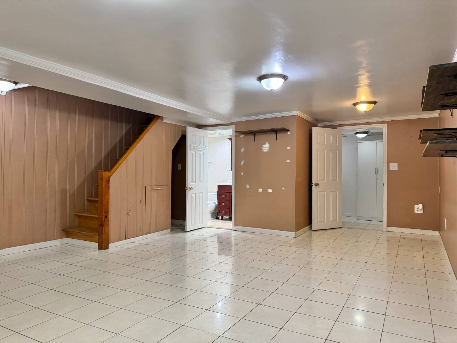 #29 photo, 56-36 206th STREET, BAYSIDE , NY 11364