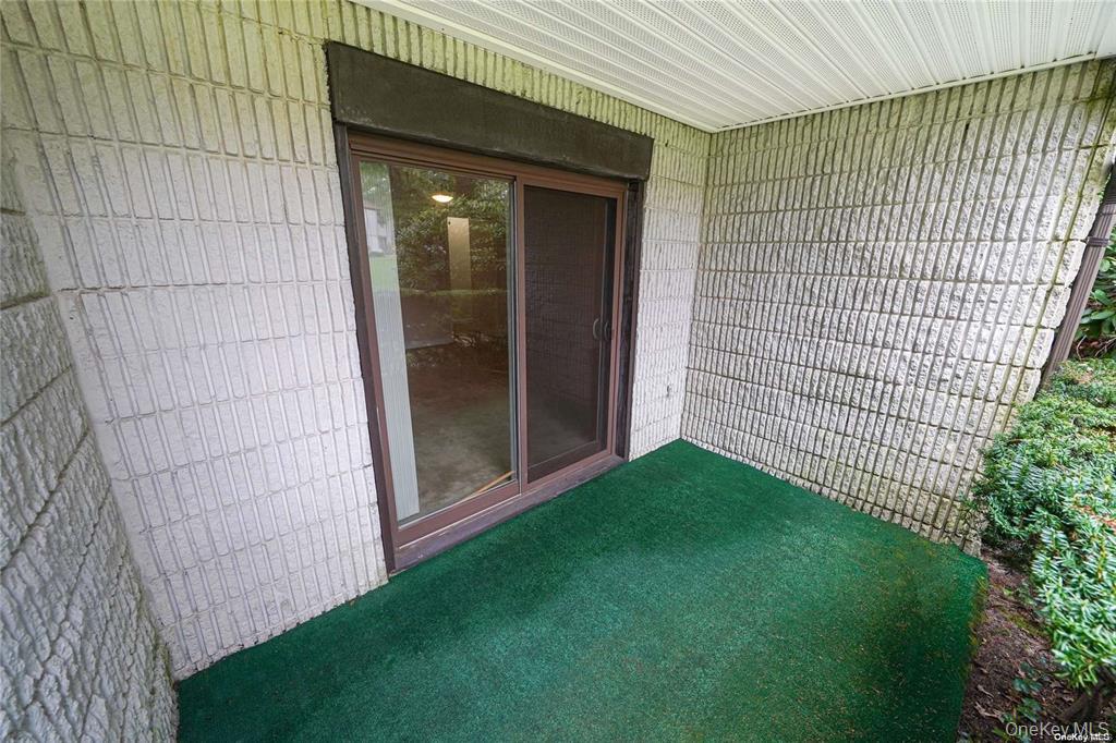 #13 photo, 31 Richmond Boulevard, #1A, सफ़ोक काउंटी Ronkonkoma , NY 11779