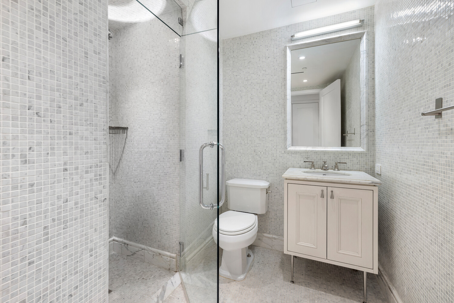 #8 photo, New York City, 曼哈顿 中央公园南街 Central Park South , NY 10019