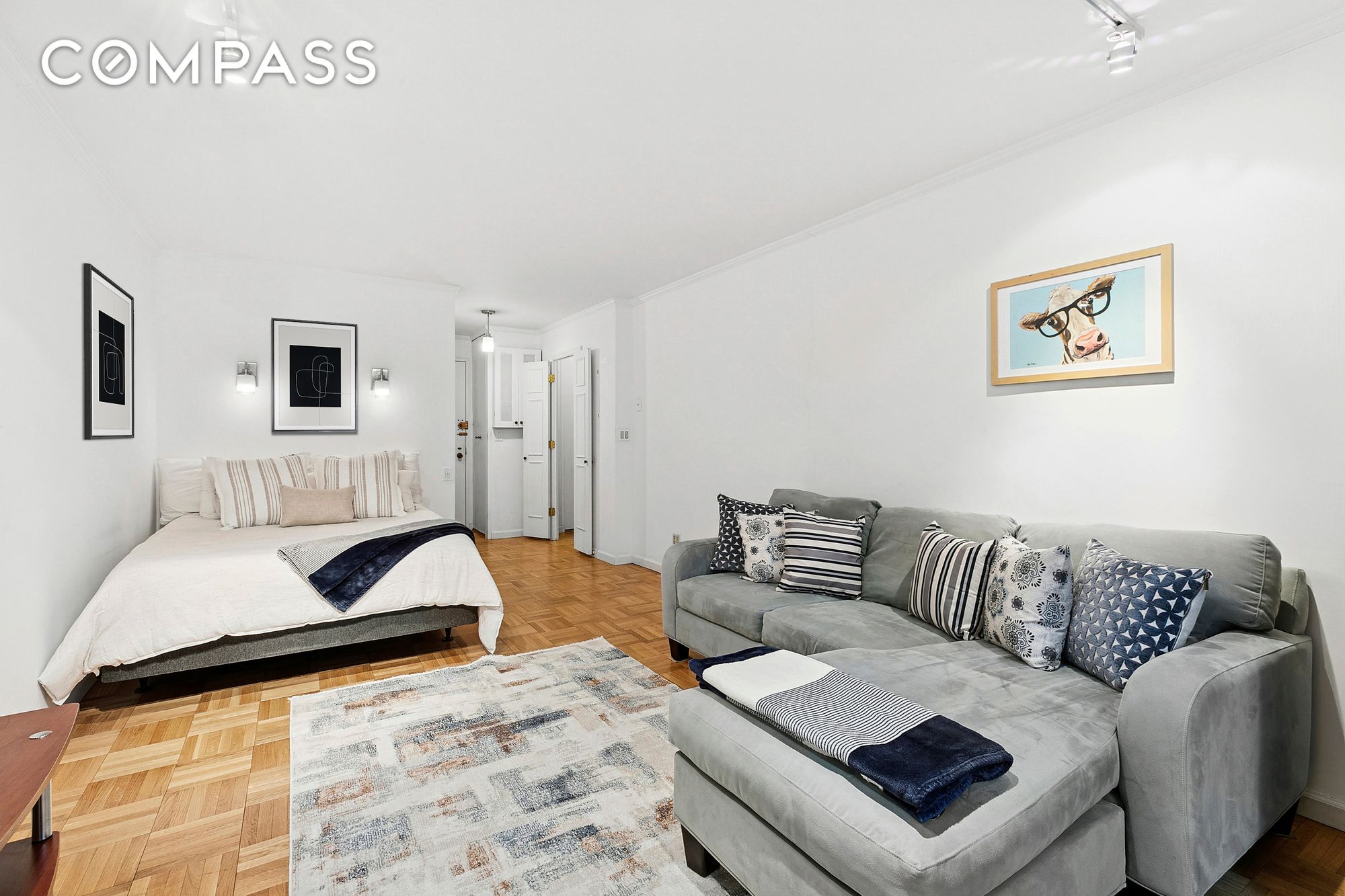 #3 photo, 301 E 22nd Street, Gramercy Park , NY 10010