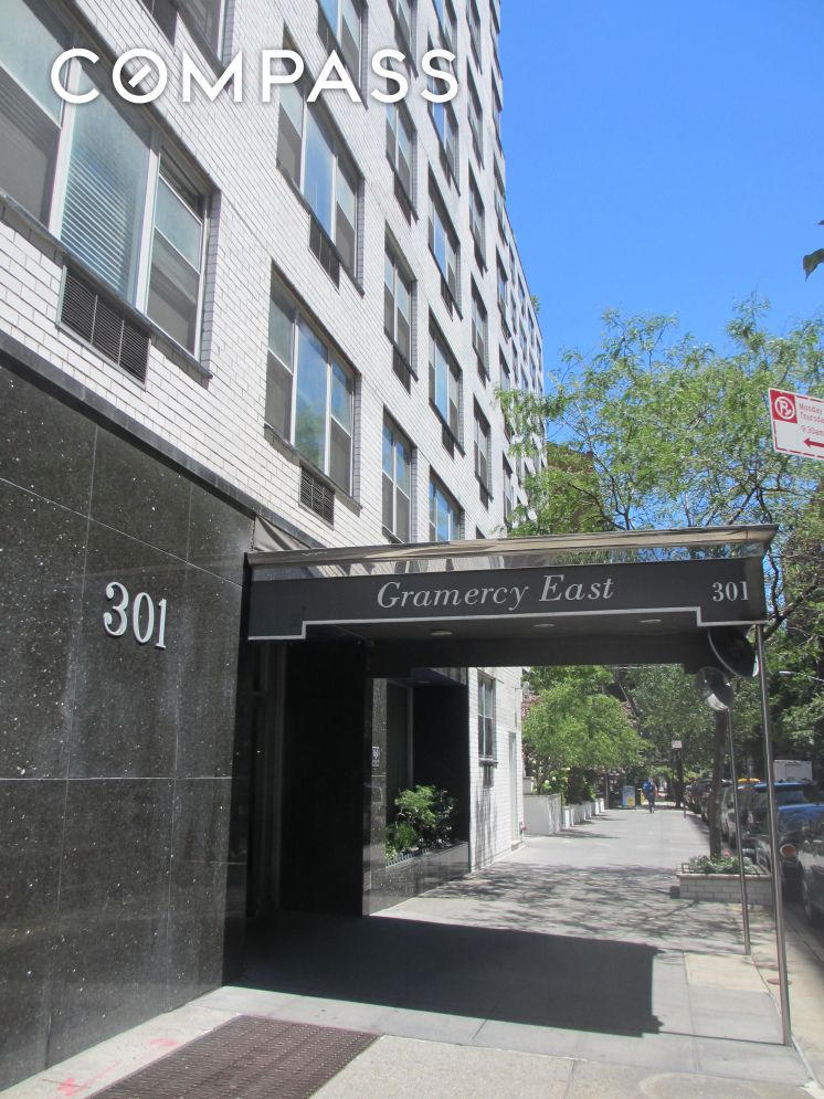 #9 photo, 301 E 22nd Street, Gramercy Park , NY 10010