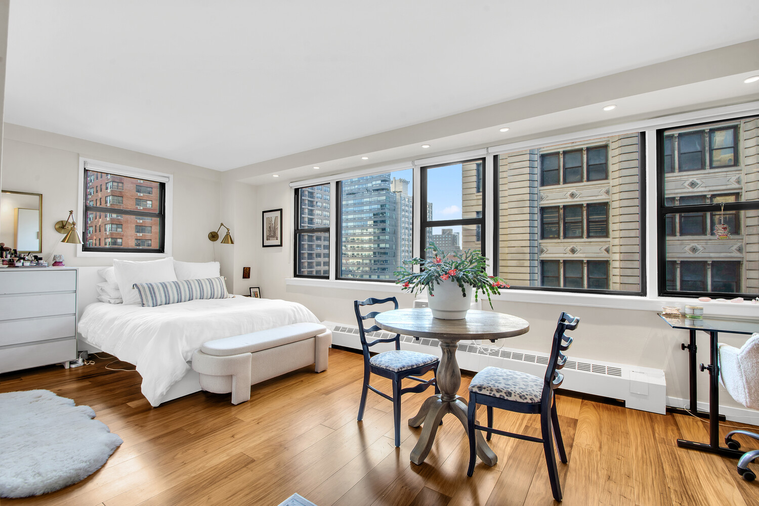 #3 photo, 145 E 15TH Street, Gramercy Park , NY 10003