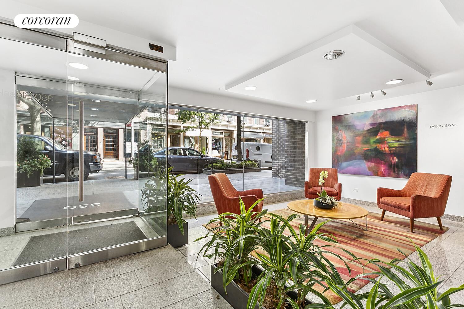 #7 photo, 350 BLEECKER Street, West Village , NY 10014