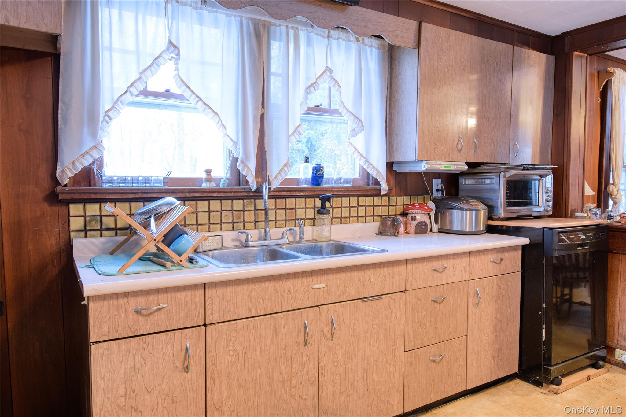 #19 photo, 668 State Route 44 55, Highland , NY 12528