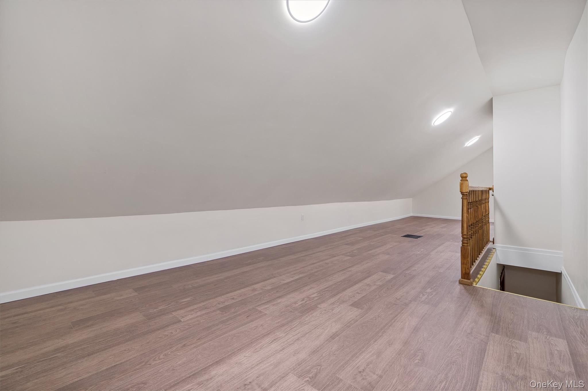 #20 photo, 249 aka 247 Roberts Avenue, Yonkers , NY 10703