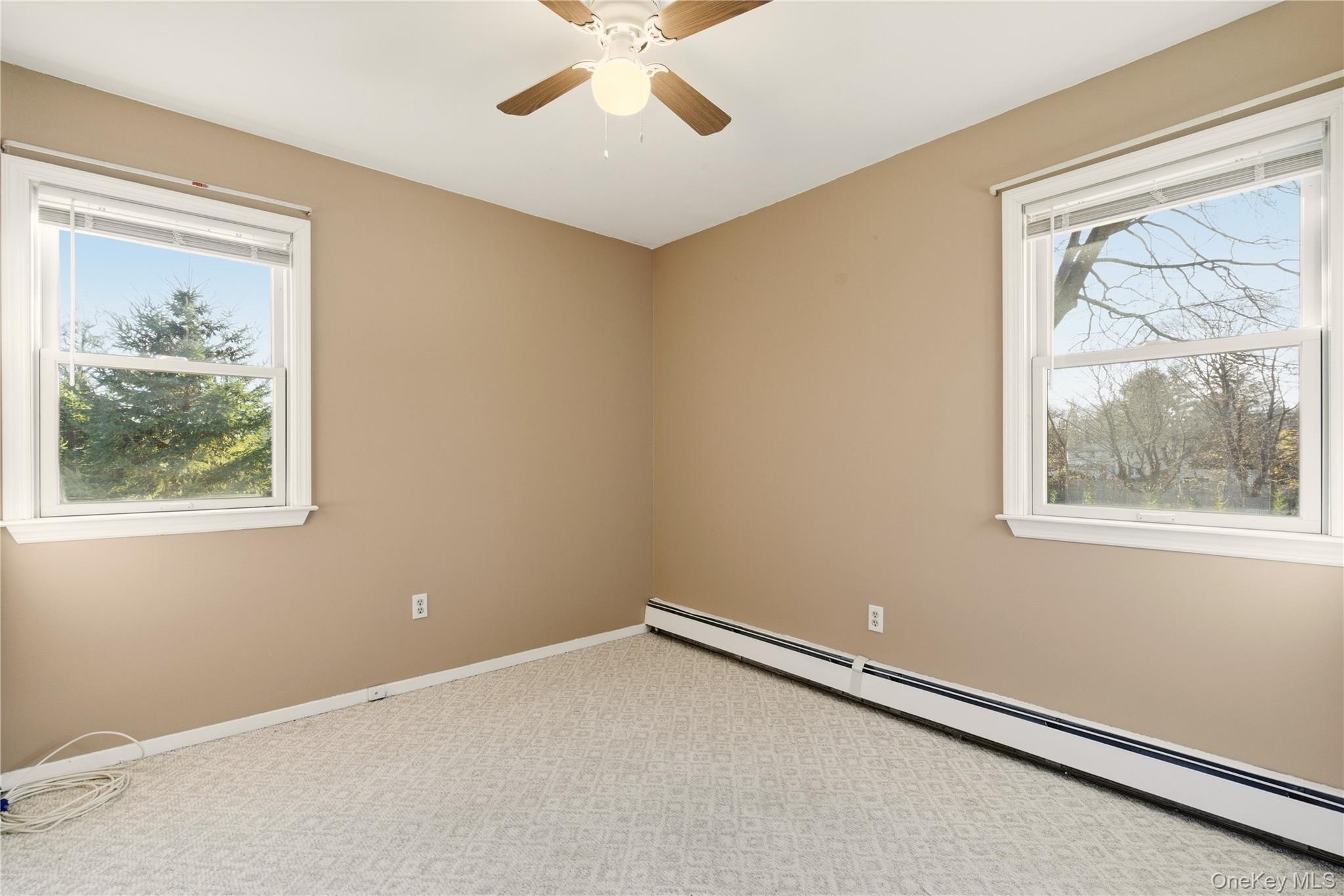 #15 photo, 125 Broadway, Greenlawn , NY 11740