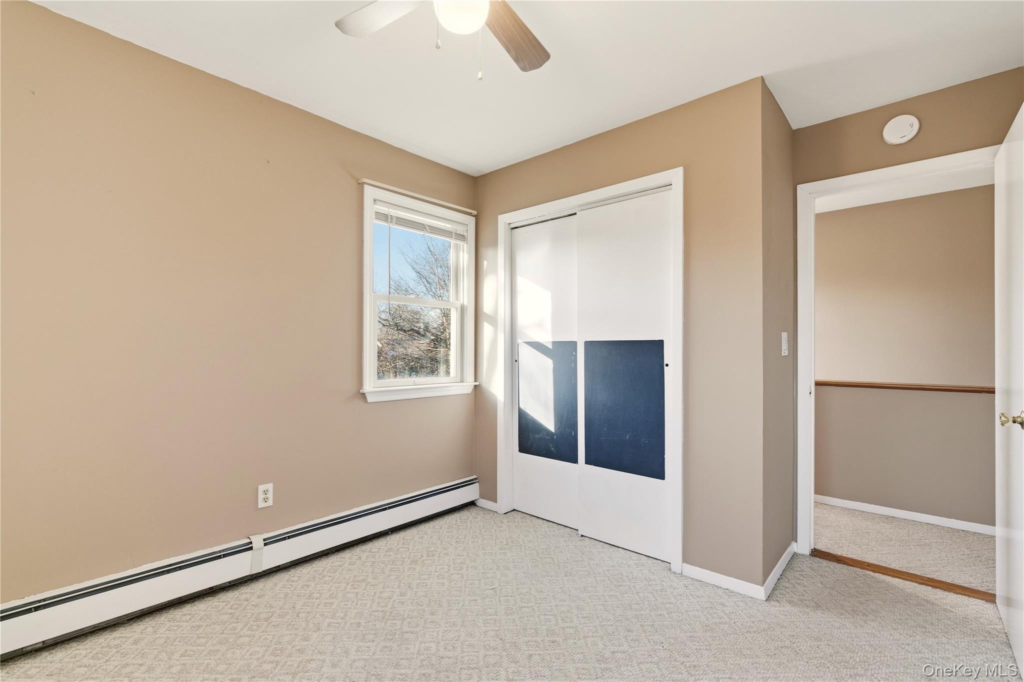 #16 photo, 125 Broadway, Greenlawn , NY 11740