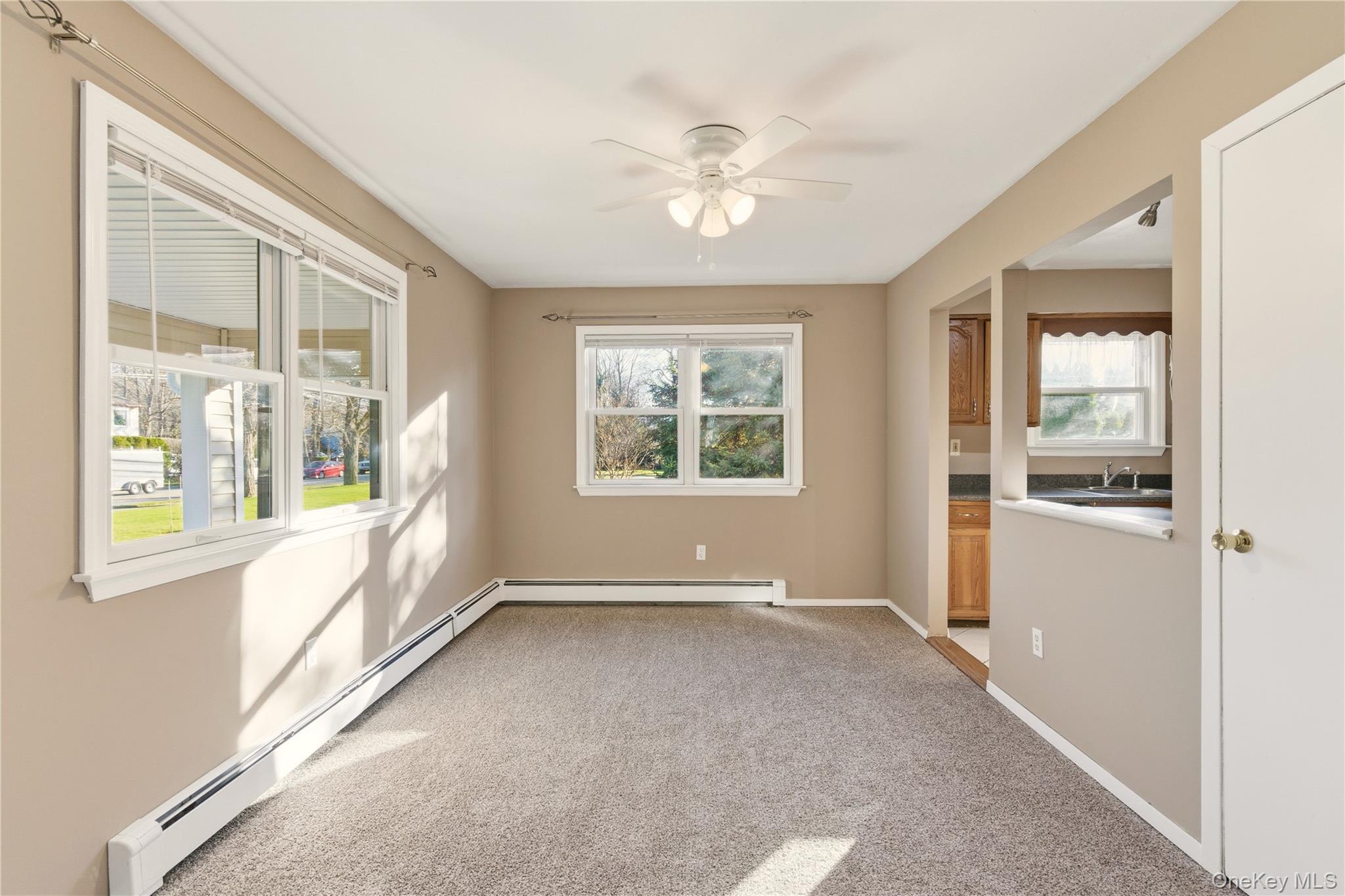 #7 photo, 125 Broadway, Greenlawn , NY 11740