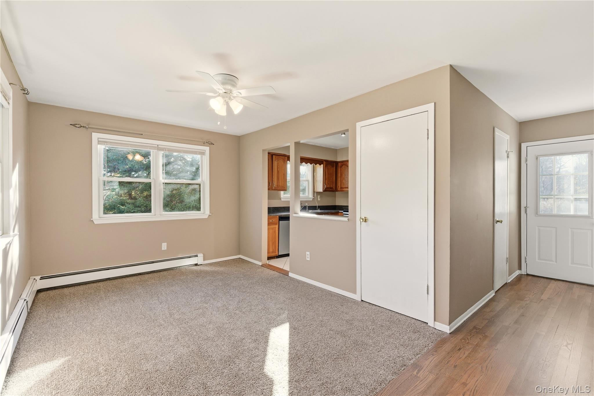 #8 photo, 125 Broadway, Greenlawn , NY 11740