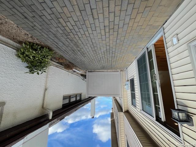 #7 photo, 50 Sintsink Drive, Port Washington , NY 11050