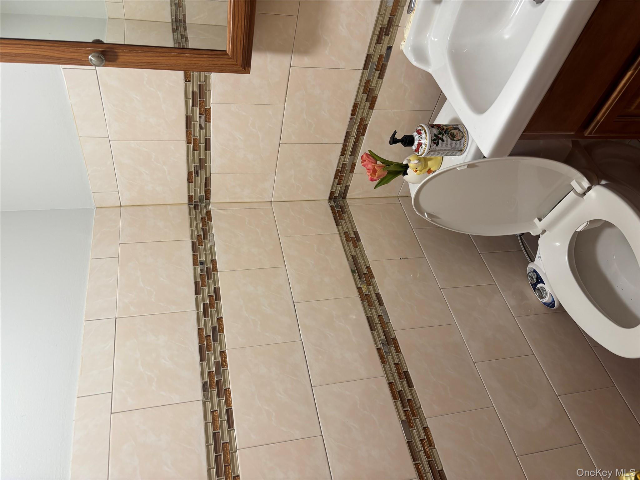 #9 photo, 74-11 97 Avenue, Ozone Park , NY 11416