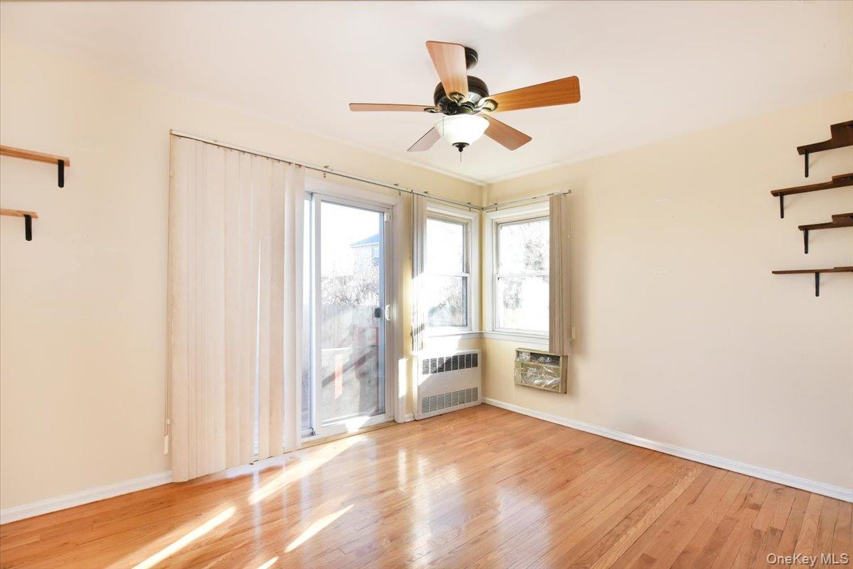 #14 photo, 233 Meyer Avenue, Valley Stream , NY 11580