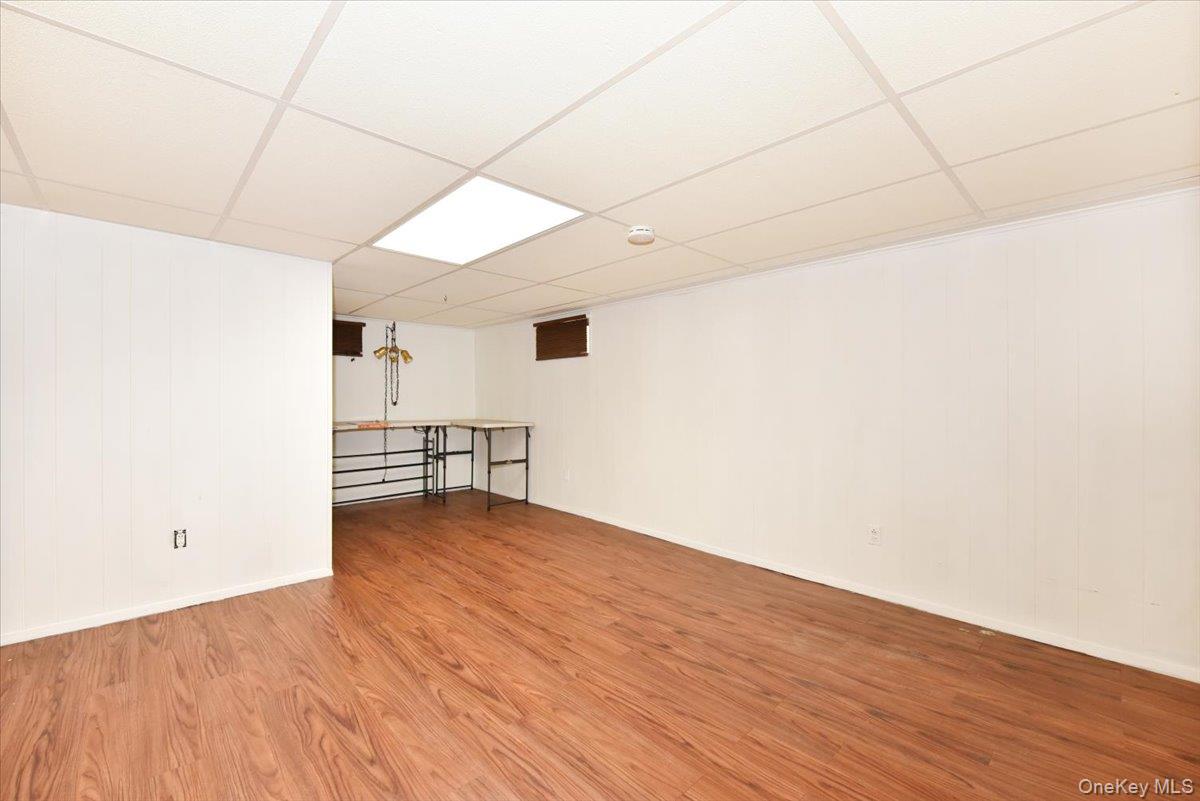 #20 photo, 233 Meyer Avenue, Valley Stream , NY 11580